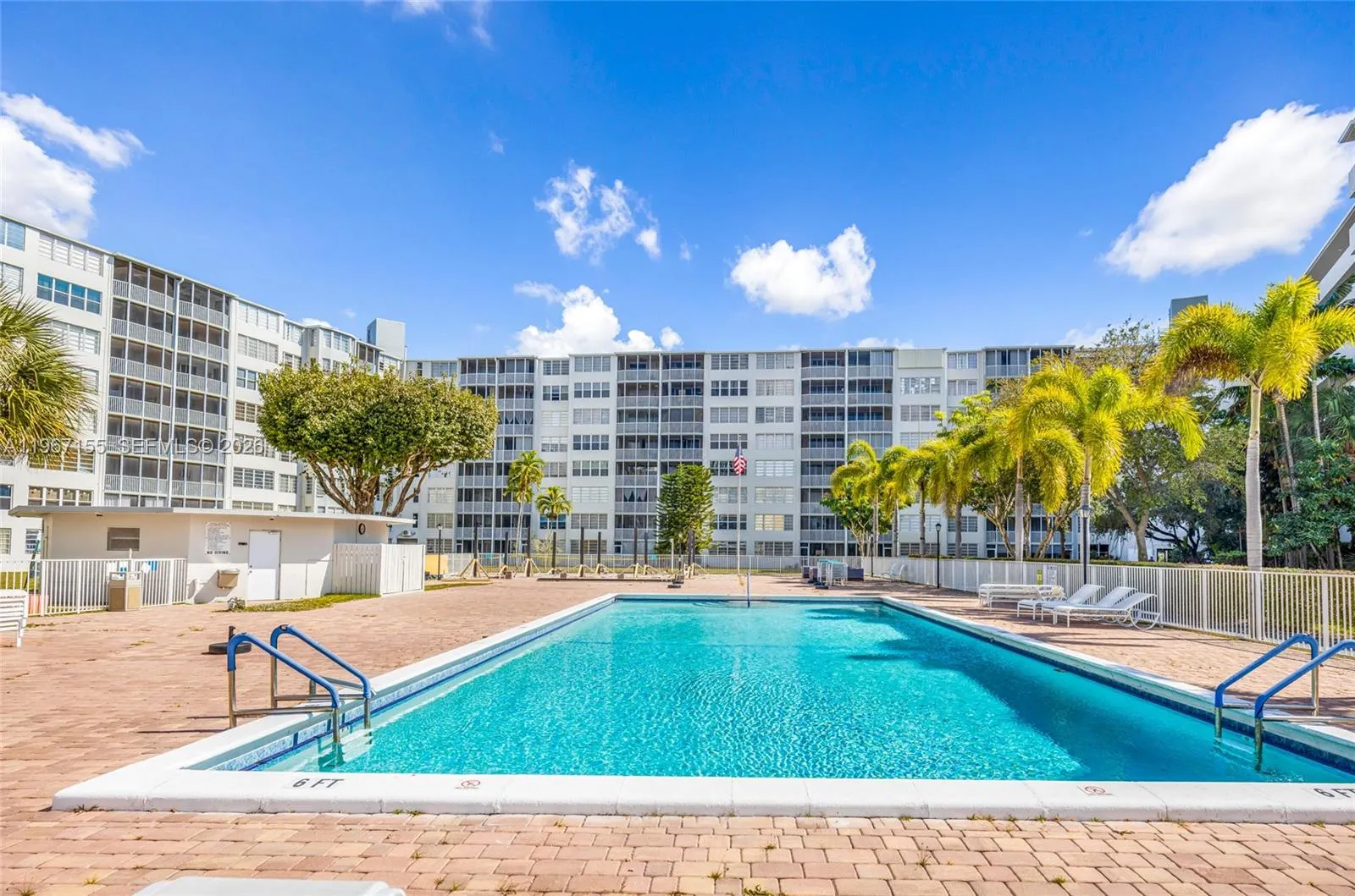 1750 Ne 191st St 326-4, Miami, Florida 33179, Miami, Florida 33179, 2 Bedrooms Bedrooms, ,2 BathroomsBathrooms,Residential,For Sale,1750 Ne 191st St 326-4, Miami, Florida 33179,A11967155