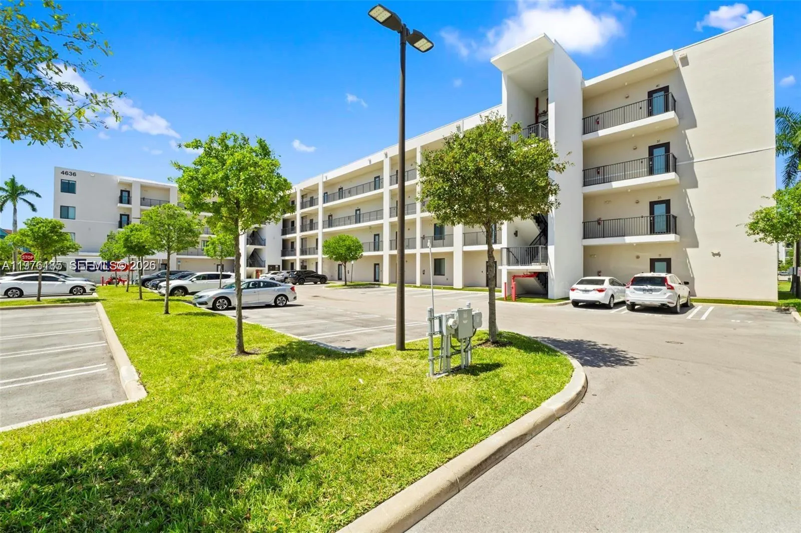 4636 Nw 84th Ave 48, Doral, Florida 33166, Doral, Florida 33166, 3 Bedrooms Bedrooms, ,2 BathroomsBathrooms,Residential Lease,For Rent,4636 Nw 84th Ave 48, Doral, Florida 33166,A11976185