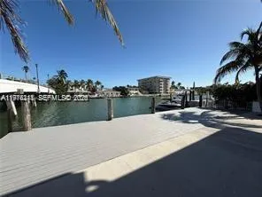 8435 Crespi Blvd 6, Miami Beach, Florida 33141, Miami Beach, Florida 33141, 2 Bedrooms Bedrooms, ,2 BathroomsBathrooms,Residential Lease,For Rent,8435 Crespi Blvd 6, Miami Beach, Florida 33141,A11976211