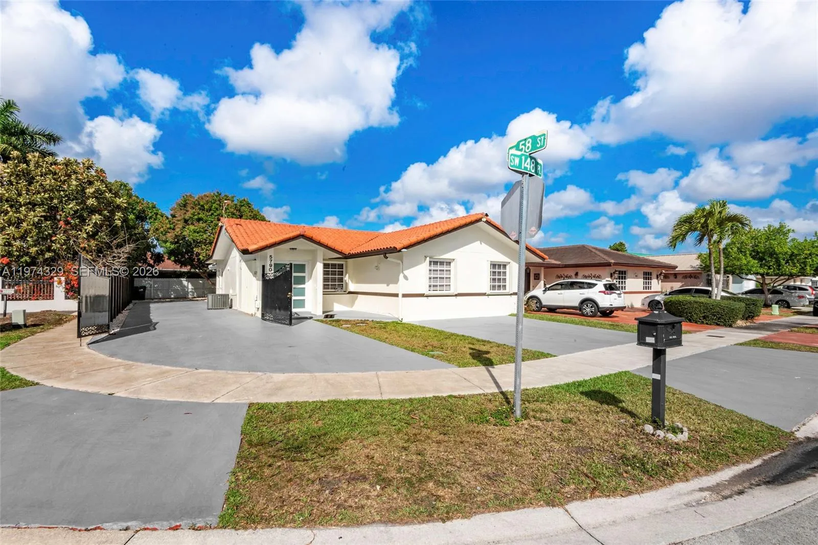 5790 Sw 148th Pl, Miami, Florida 33193, Miami, Florida 33193, 3 Bedrooms Bedrooms, ,2 BathroomsBathrooms,Residential,For Sale,5790 Sw 148th Pl, Miami, Florida 33193,A11974329