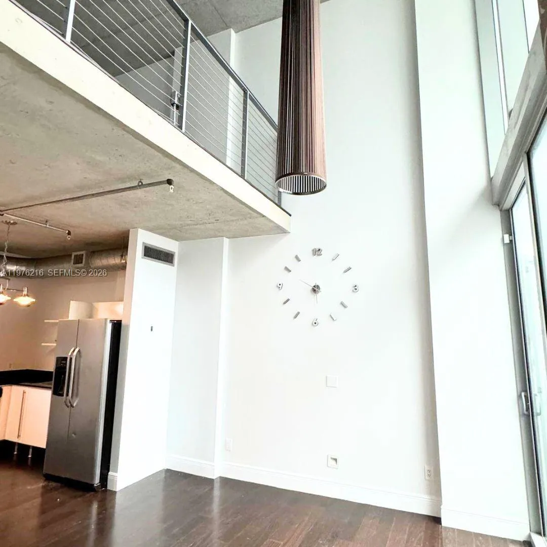 690 Sw 1st Ct Phi24, Miami, Florida 33130, Miami, Florida 33130, 2 Bedrooms Bedrooms, ,2 BathroomsBathrooms,Residential Lease,For Rent,690 Sw 1st Ct Phi24, Miami, Florida 33130,A11976216