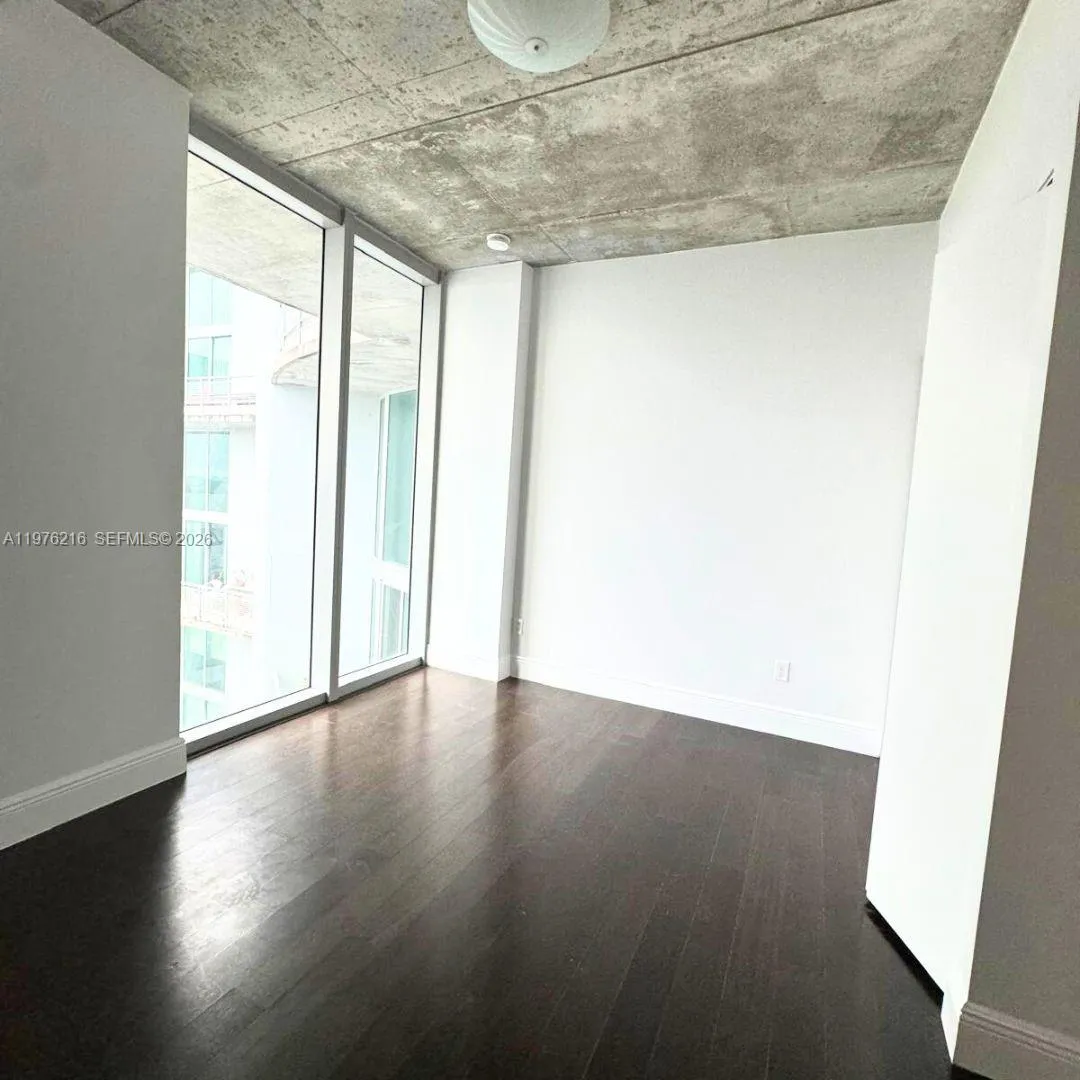 690 Sw 1st Ct Phi24, Miami, Florida 33130, Miami, Florida 33130, 2 Bedrooms Bedrooms, ,2 BathroomsBathrooms,Residential Lease,For Rent,690 Sw 1st Ct Phi24, Miami, Florida 33130,A11976216