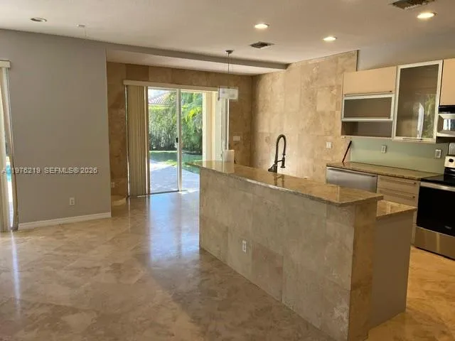4160 Cascade Ter, Weston, Florida 33332, Weston, Florida 33332, 5 Bedrooms Bedrooms, ,4 BathroomsBathrooms,Residential,For Sale,4160 Cascade Ter, Weston, Florida 33332,A11976219