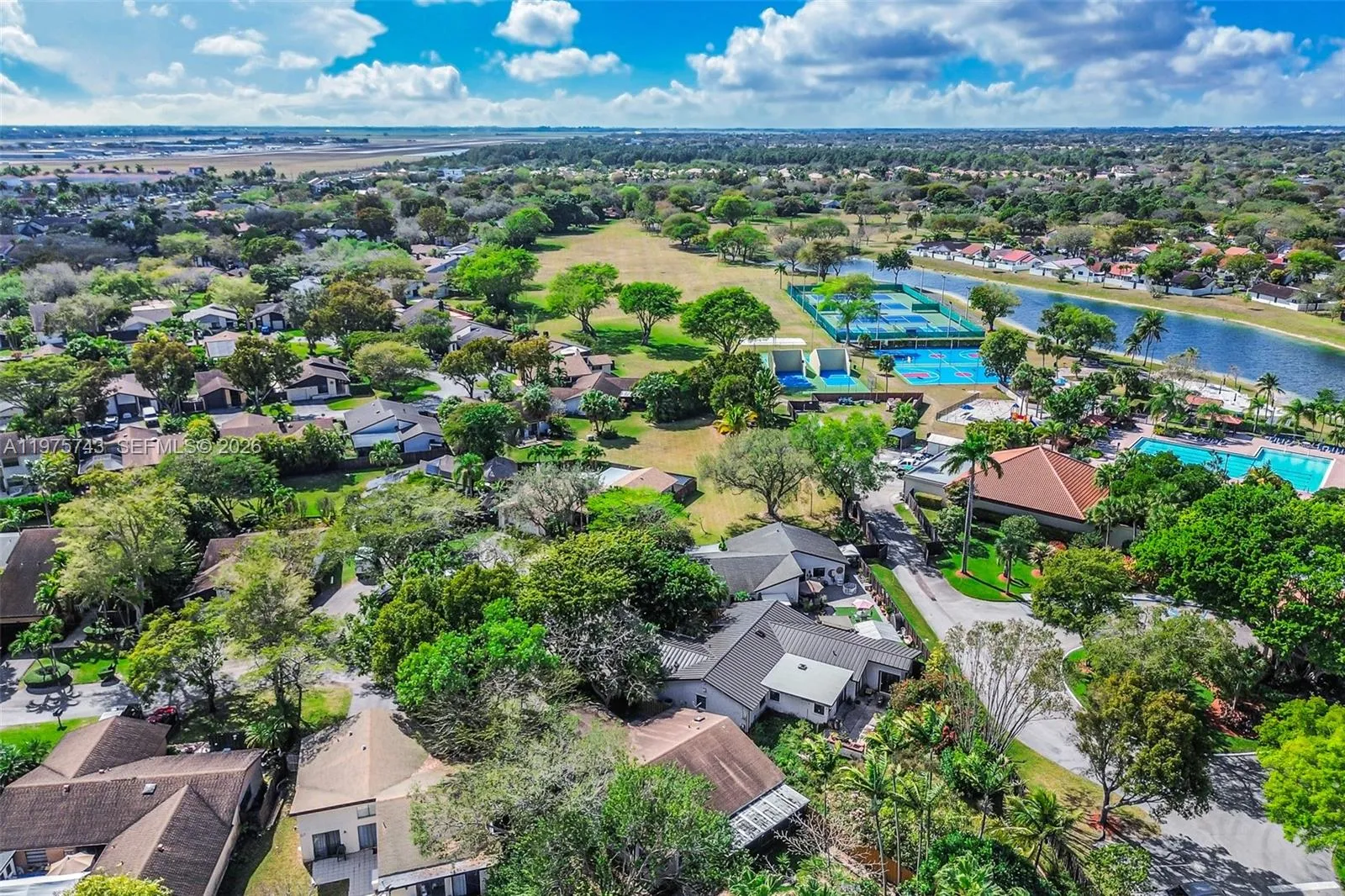 11727 Sw 132nd Pl, Miami, Florida 33186, Miami, Florida 33186, 2 Bedrooms Bedrooms, ,2 BathroomsBathrooms,Residential,For Sale,11727 Sw 132nd Pl, Miami, Florida 33186,A11975743