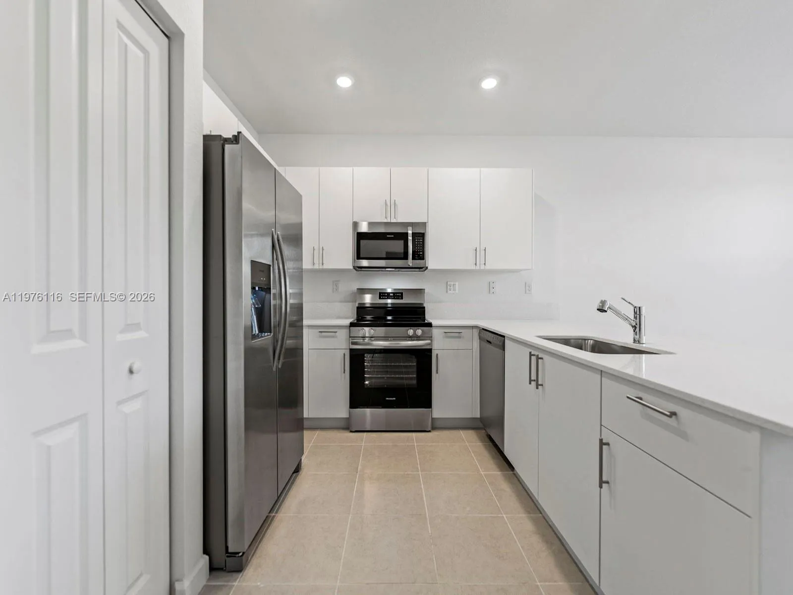 1505 Se 27th Rd, Homestead, Florida 33035, Homestead, Florida 33035, 3 Bedrooms Bedrooms, ,2 BathroomsBathrooms,Residential Lease,For Rent,1505 Se 27th Rd, Homestead, Florida 33035,A11976116