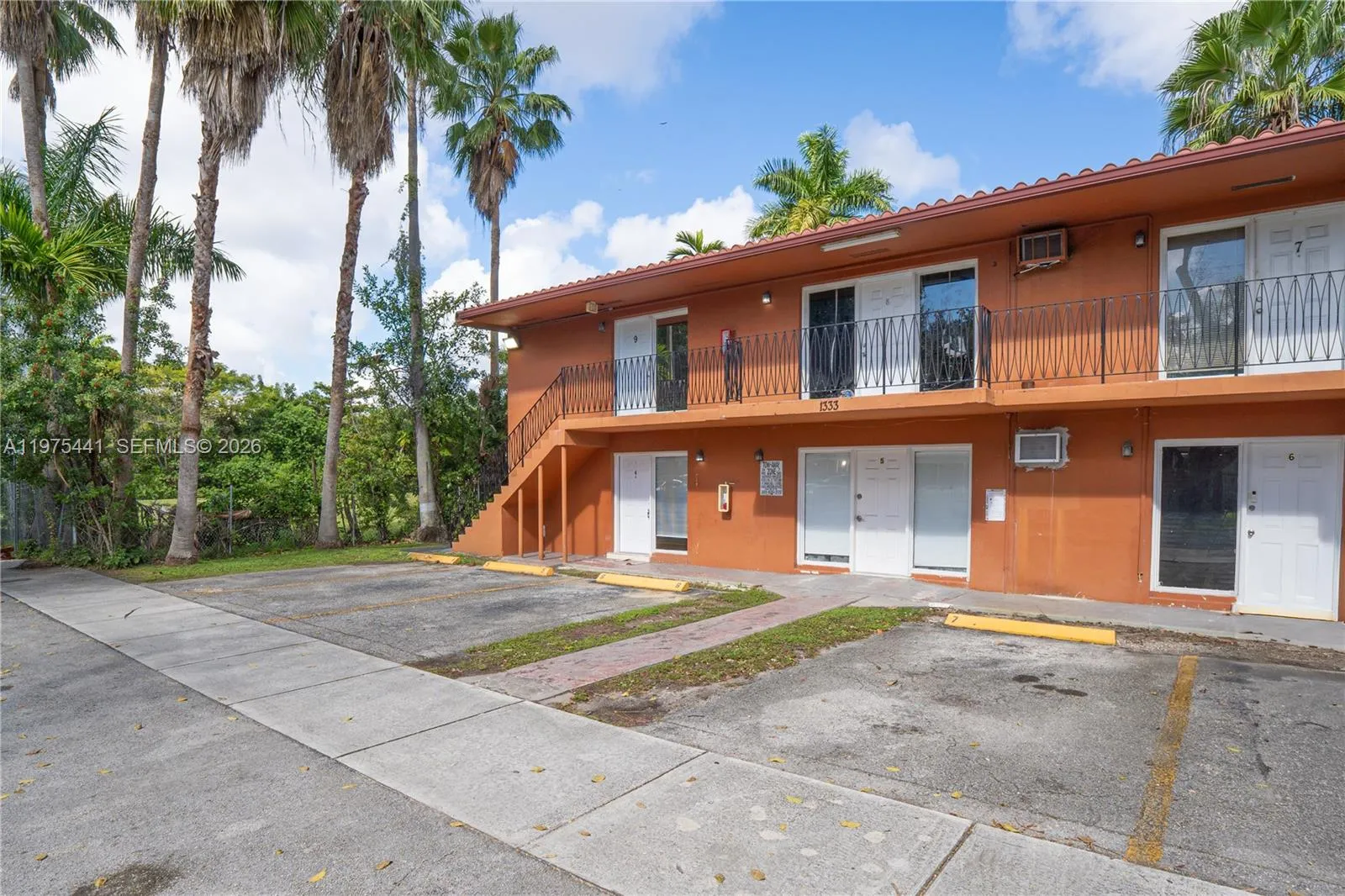1333 Nw 15th St 8, Miami, Florida 33125, Miami, Florida 33125, ,1 BathroomBathrooms,Residential Lease,For Rent,1333 Nw 15th St 8, Miami, Florida 33125,A11975441