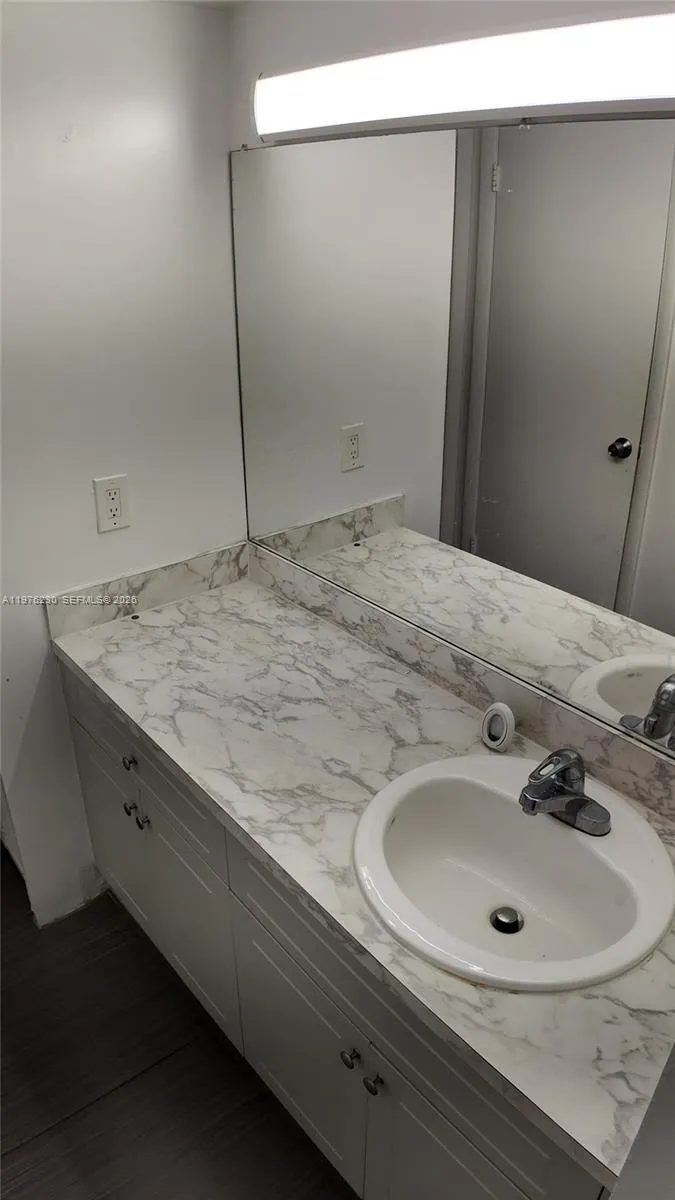 11040 Sw 196th St 106, Cutler Bay, Florida 33157, Cutler Bay, Florida 33157, 2 Bedrooms Bedrooms, ,1 BathroomBathrooms,Residential Lease,For Rent,11040 Sw 196th St 106, Cutler Bay, Florida 33157,A11976230