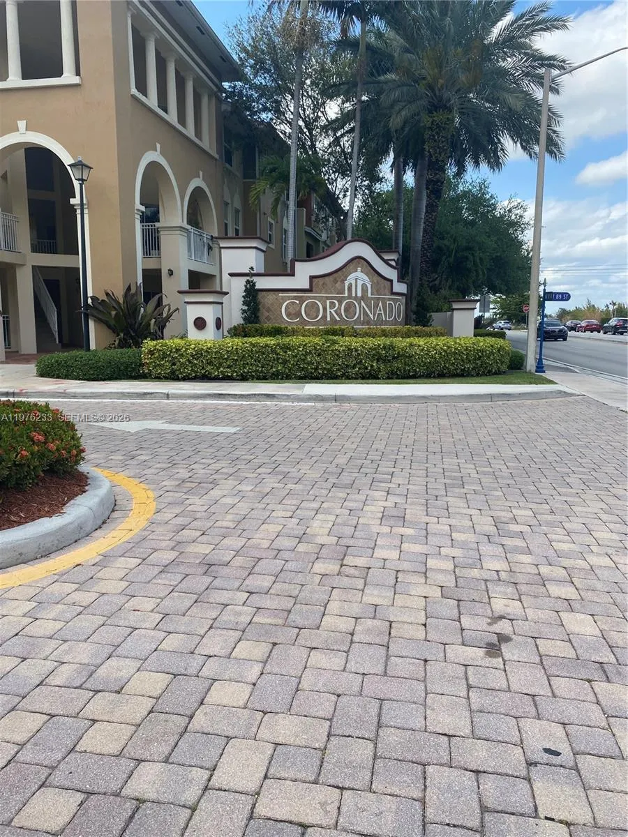 8800 Nw 107th Ct 218, Doral, Florida 33178, Doral, Florida 33178, 3 Bedrooms Bedrooms, ,2 BathroomsBathrooms,Residential Lease,For Rent,8800 Nw 107th Ct 218, Doral, Florida 33178,A11976233