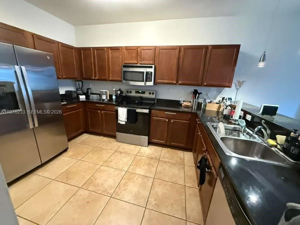 8800 Nw 107th Ct 218, Doral, Florida 33178, Doral, Florida 33178, 3 Bedrooms Bedrooms, ,2 BathroomsBathrooms,Residential Lease,For Rent,8800 Nw 107th Ct 218, Doral, Florida 33178,A11976233