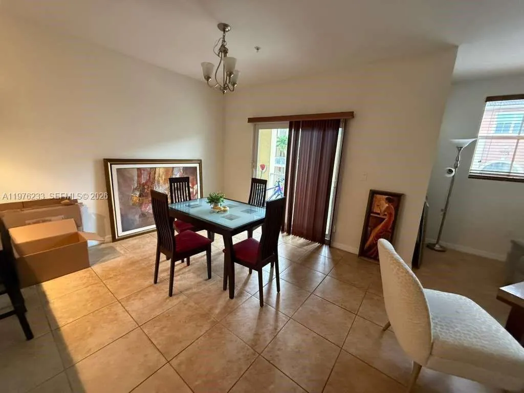 8800 Nw 107th Ct 218, Doral, Florida 33178, Doral, Florida 33178, 3 Bedrooms Bedrooms, ,2 BathroomsBathrooms,Residential Lease,For Rent,8800 Nw 107th Ct 218, Doral, Florida 33178,A11976233