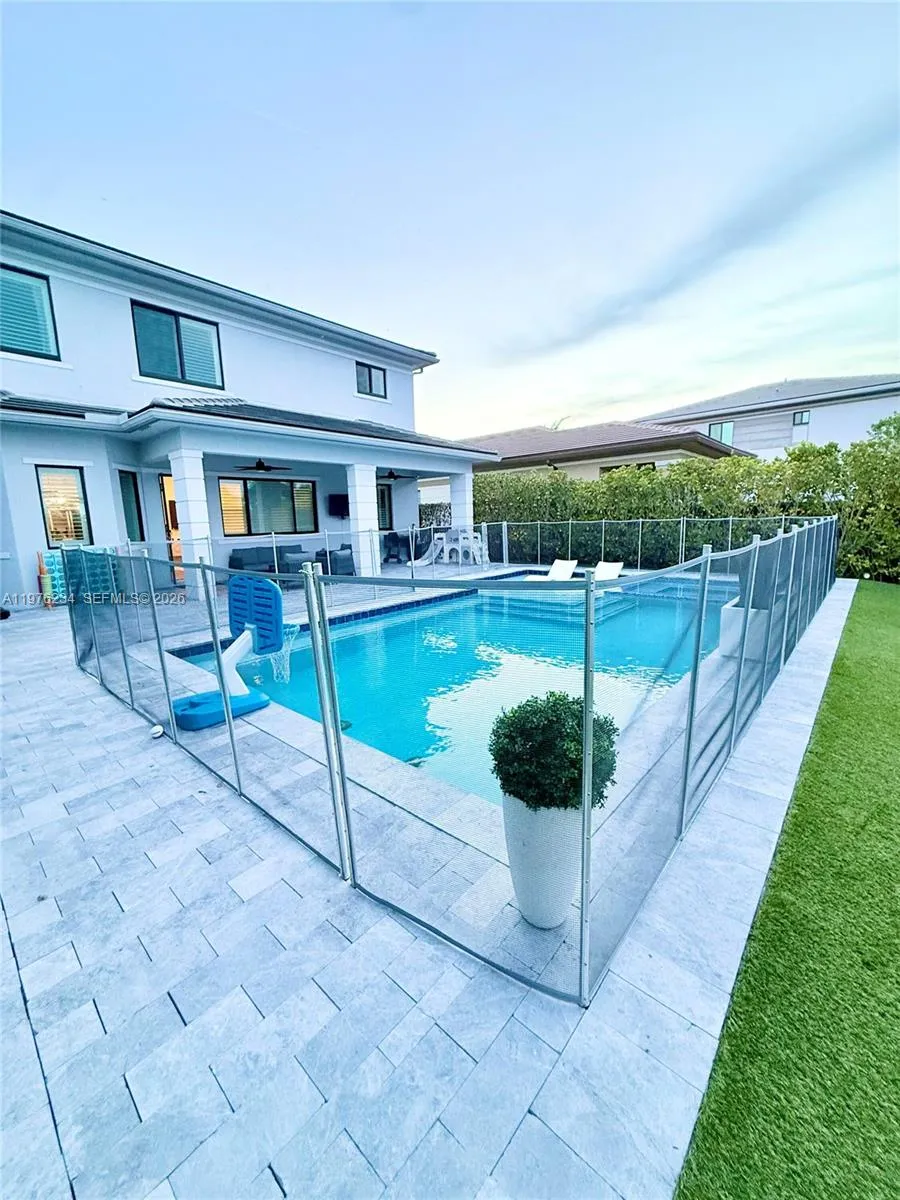 10915 Vista Ter, Parkland, Florida 33076, Parkland, Florida 33076, 5 Bedrooms Bedrooms, 1 Room Rooms,4 BathroomsBathrooms,Residential,For Sale,10915 Vista Ter, Parkland, Florida 33076,A11976234
