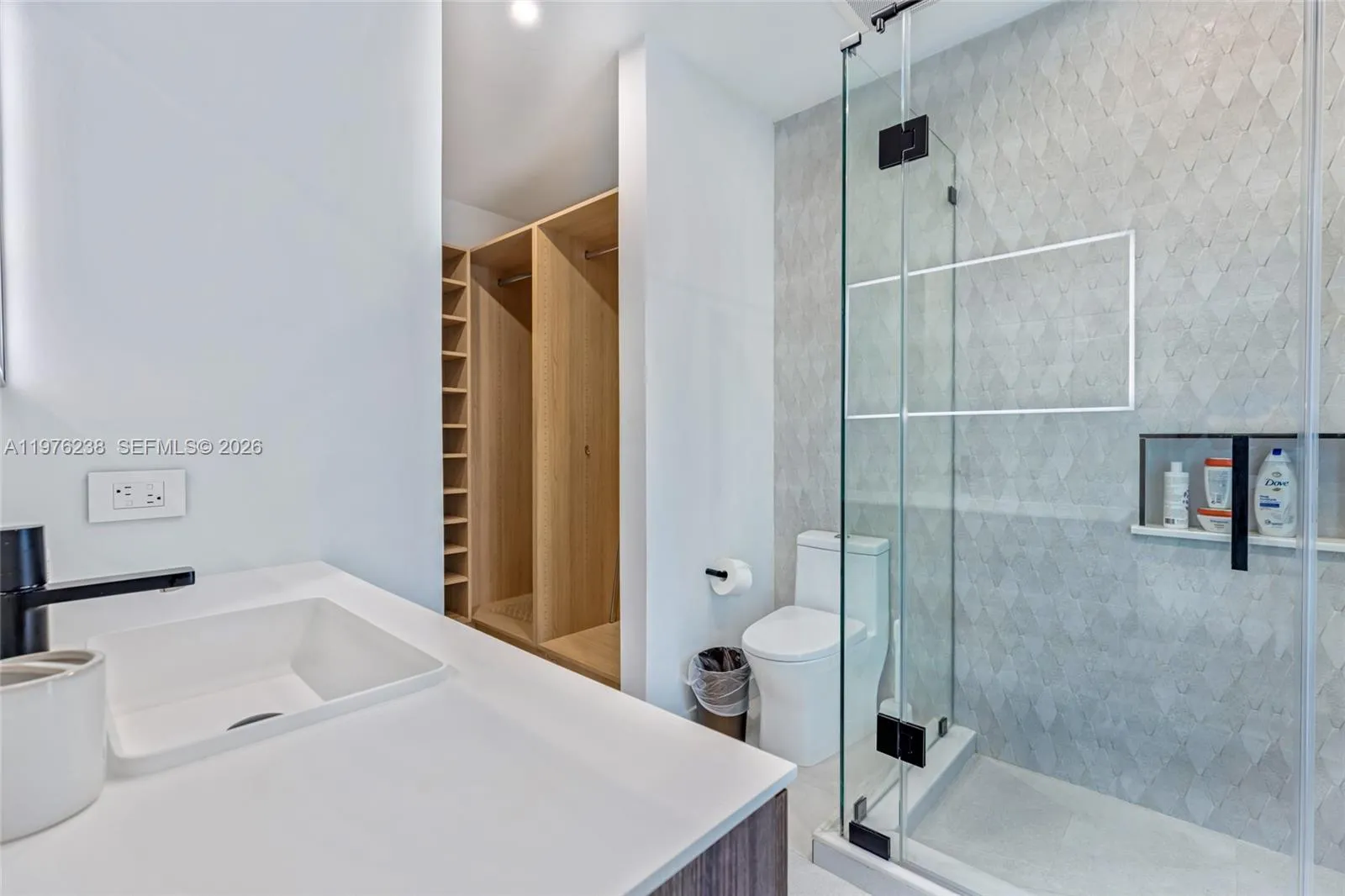 535 Ne 50th Ter, Miami, Florida 33137, Miami, Florida 33137, 4 Bedrooms Bedrooms, ,3 BathroomsBathrooms,Residential Lease,For Rent,535 Ne 50th Ter, Miami, Florida 33137,A11976238