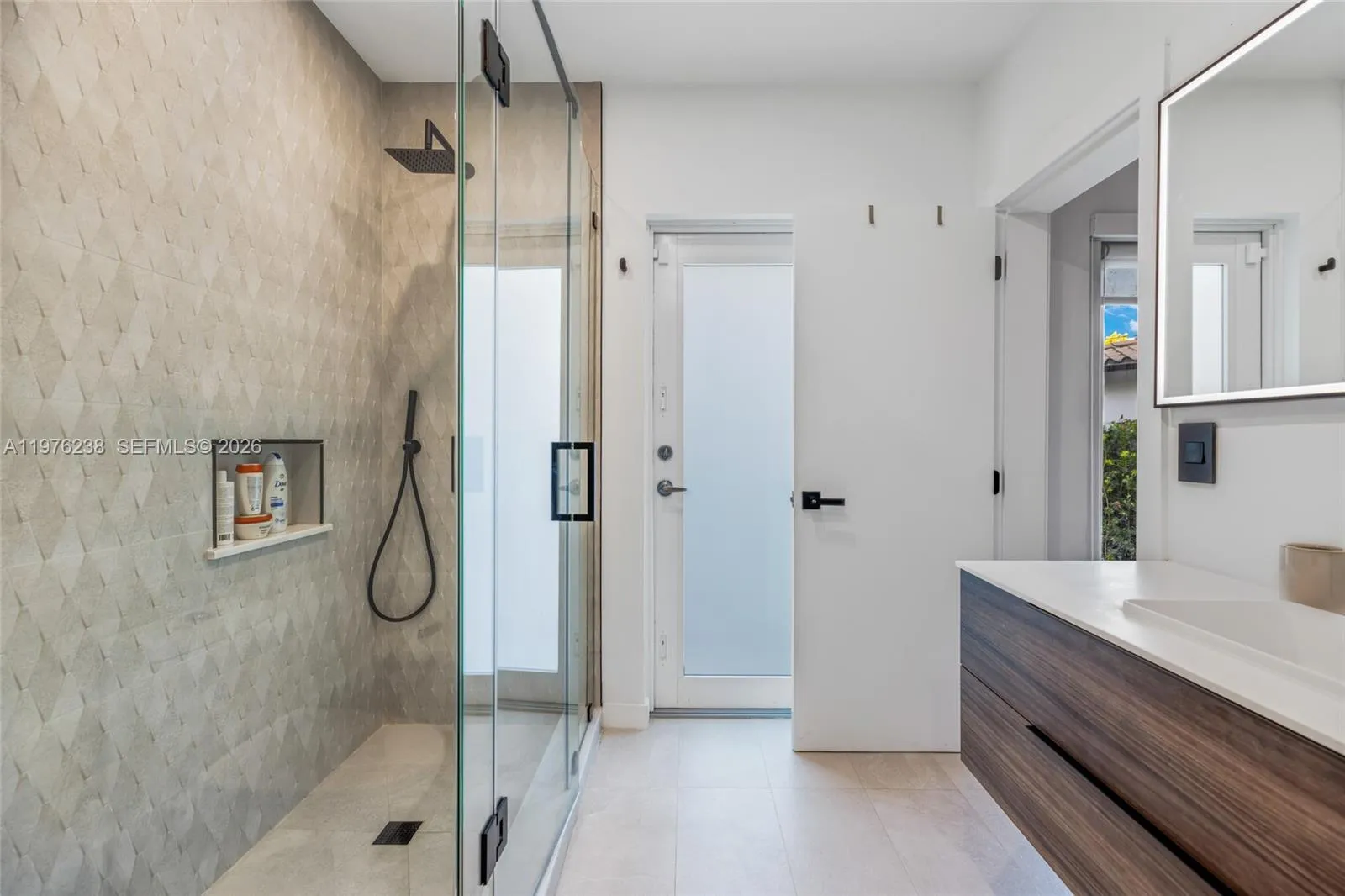 535 Ne 50th Ter, Miami, Florida 33137, Miami, Florida 33137, 4 Bedrooms Bedrooms, ,3 BathroomsBathrooms,Residential Lease,For Rent,535 Ne 50th Ter, Miami, Florida 33137,A11976238
