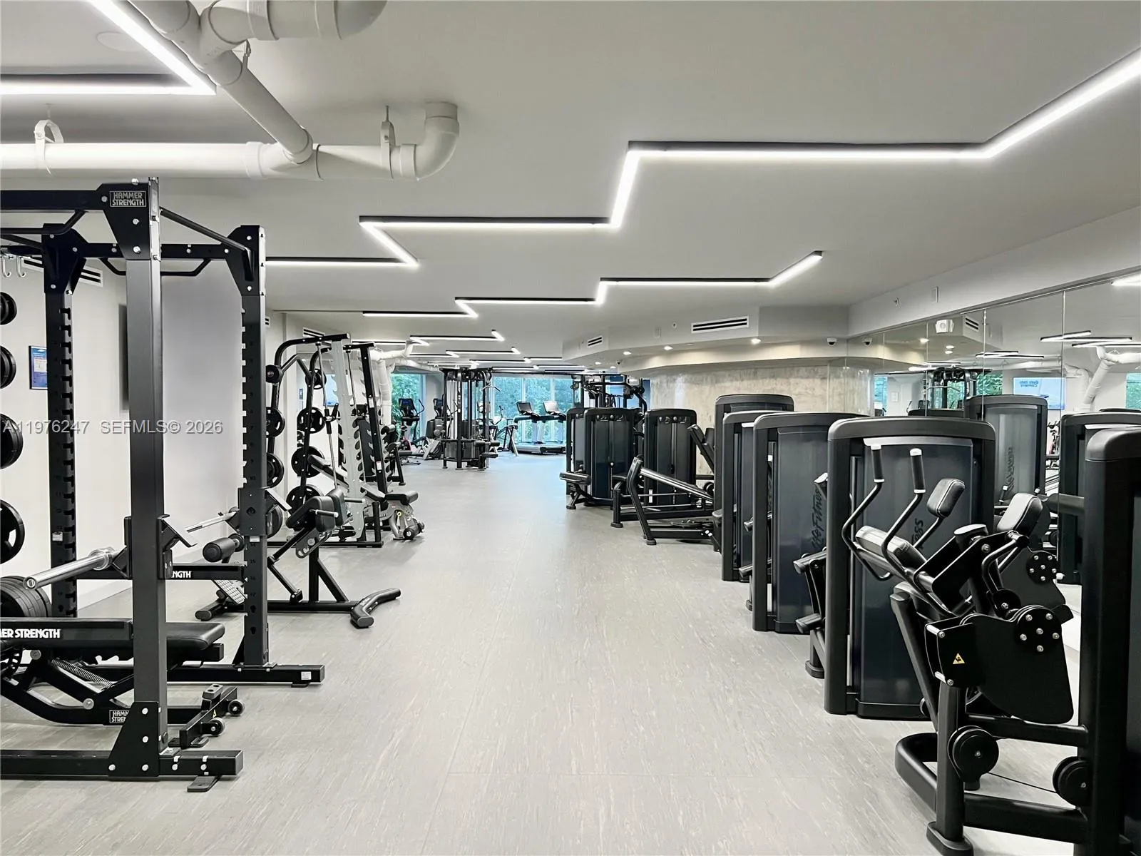 400 S Pointe Dr 2308, Miami Beach, Florida 33139, Miami Beach, Florida 33139, 1 Bedroom Bedrooms, ,1 BathroomBathrooms,Residential Lease,For Rent,400 S Pointe Dr 2308, Miami Beach, Florida 33139,A11976247