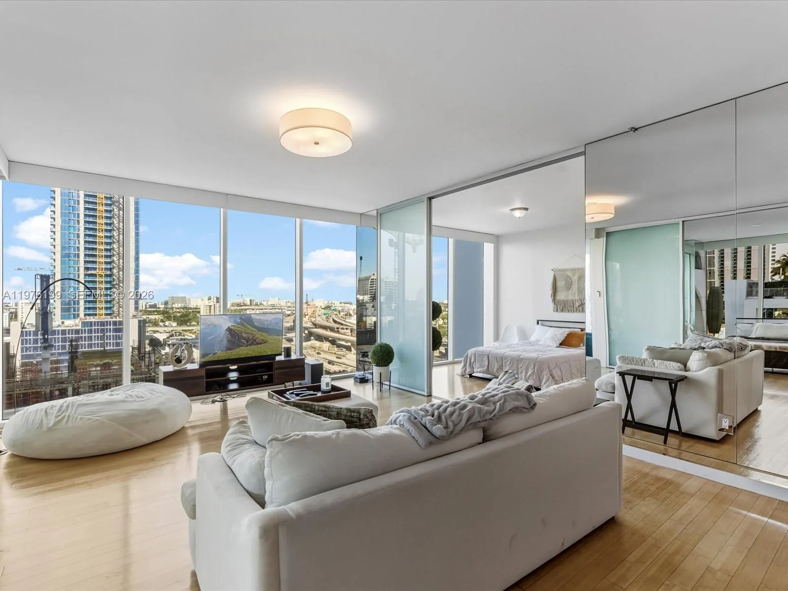 1040 Biscayne Blvd 1107, Miami, Florida 33132, Miami, Florida 33132, 2 Bedrooms Bedrooms, ,2 BathroomsBathrooms,Residential Lease,For Rent,1040 Biscayne Blvd 1107, Miami, Florida 33132,A11976199