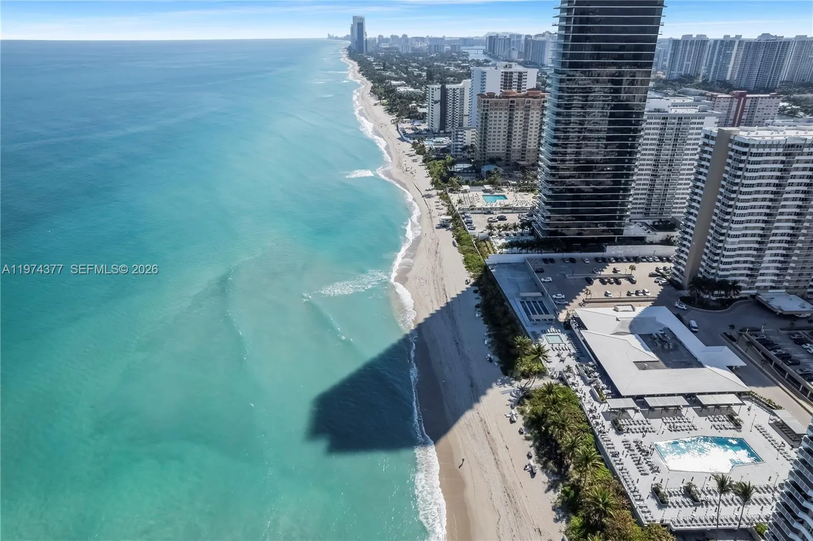 1985 S Ocean Dr Phj, Hallandale Beach, Florida 330, Hallandale Beach, Florida 33009, 2 Bedrooms Bedrooms, ,2 BathroomsBathrooms,Residential Lease,For Rent,1985 S Ocean Dr Phj, Hallandale Beach, Florida 330,A11974377