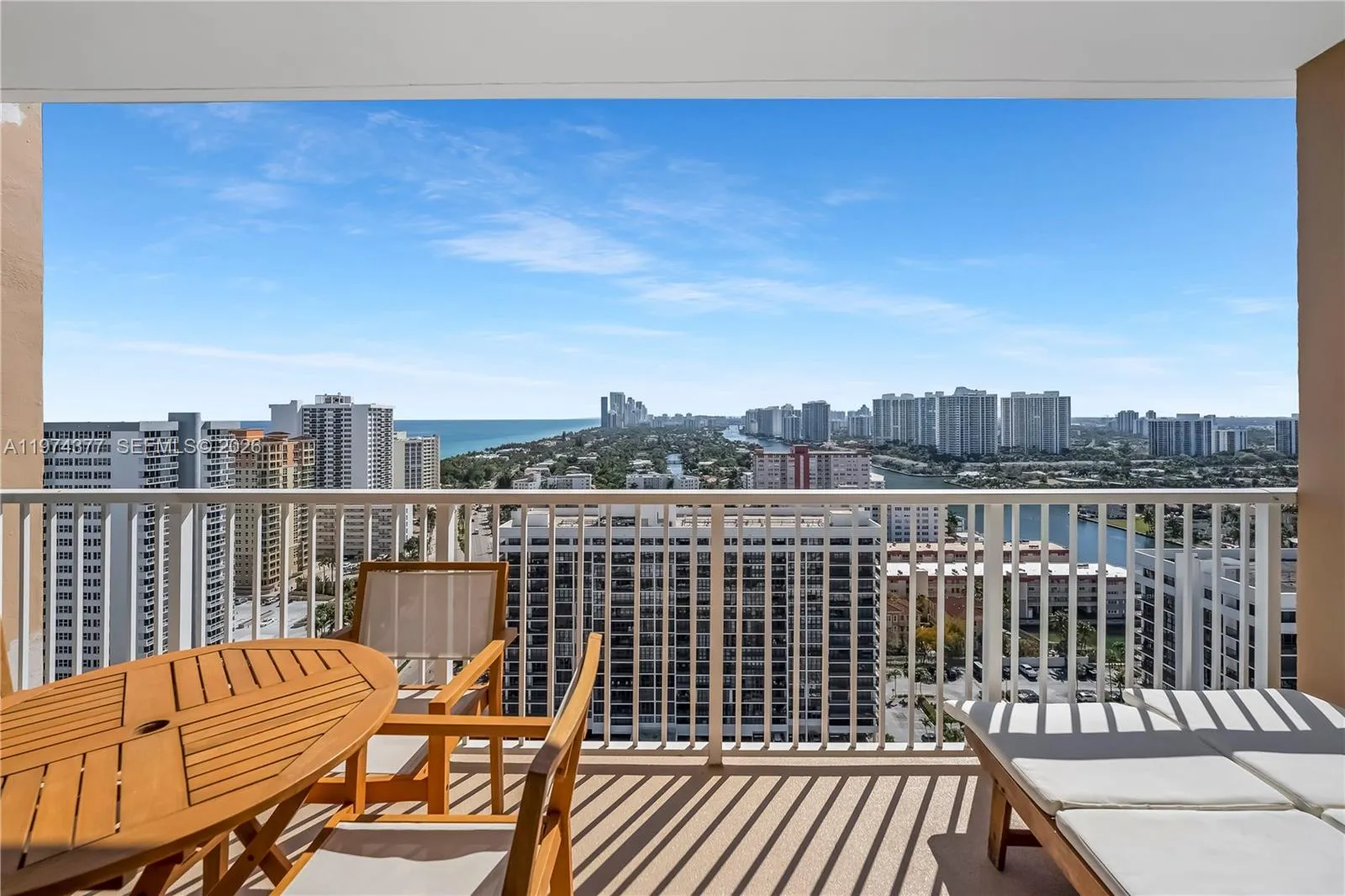 1985 S Ocean Dr Phj, Hallandale Beach, Florida 330, Hallandale Beach, Florida 33009, 2 Bedrooms Bedrooms, ,2 BathroomsBathrooms,Residential Lease,For Rent,1985 S Ocean Dr Phj, Hallandale Beach, Florida 330,A11974377