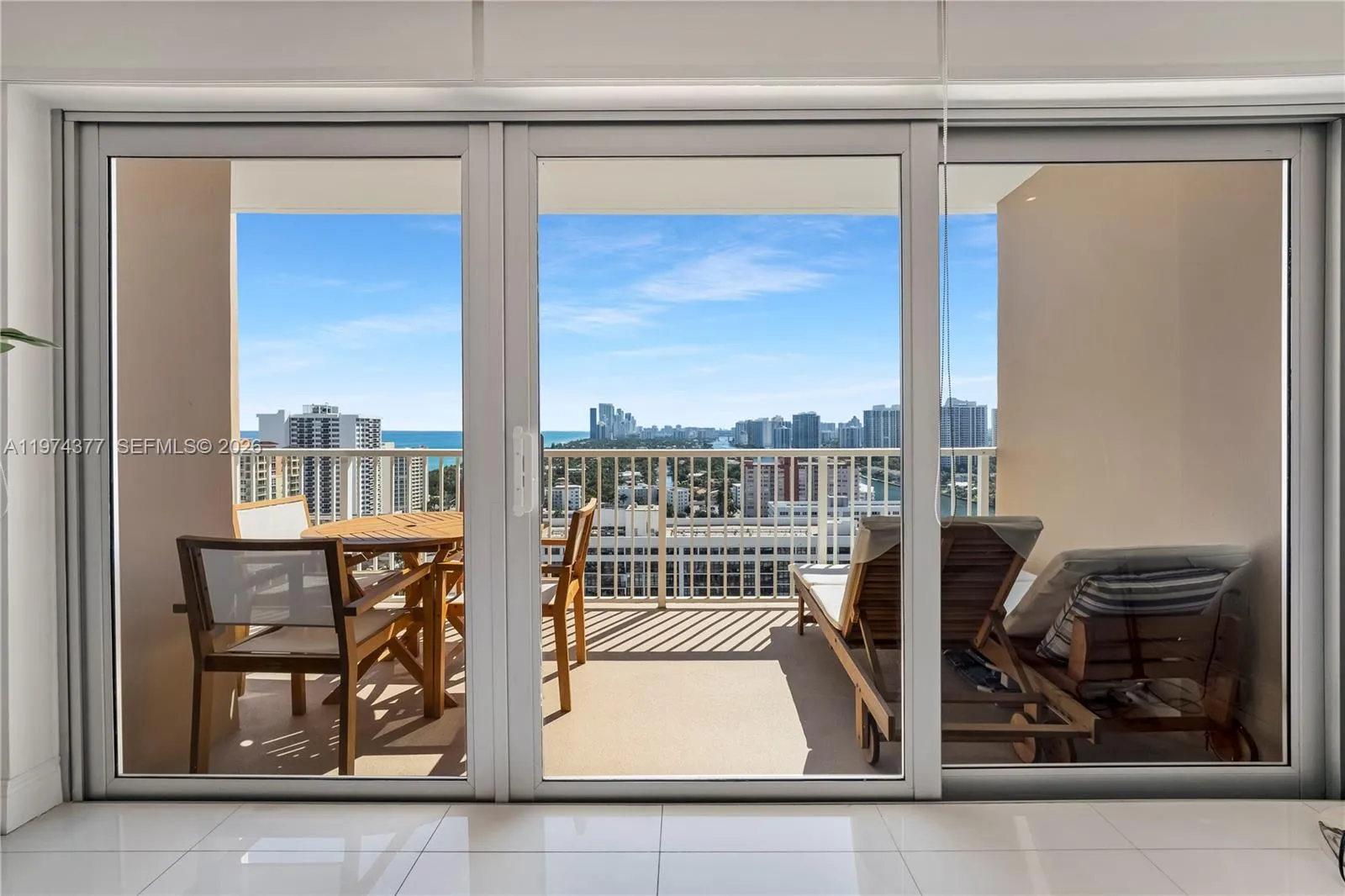 1985 S Ocean Dr Phj, Hallandale Beach, Florida 330, Hallandale Beach, Florida 33009, 2 Bedrooms Bedrooms, ,2 BathroomsBathrooms,Residential Lease,For Rent,1985 S Ocean Dr Phj, Hallandale Beach, Florida 330,A11974377