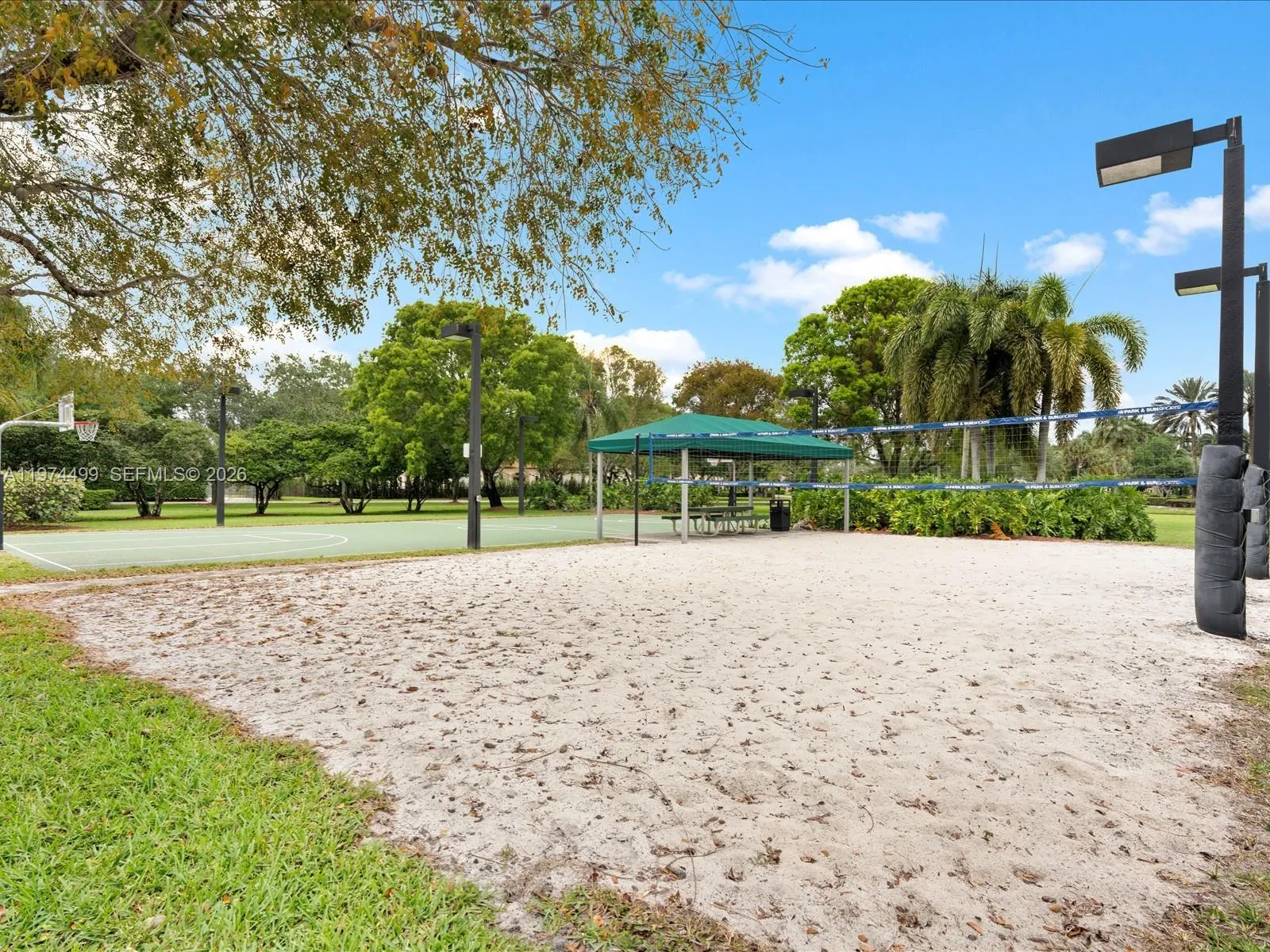 3303 W Stonebrook Cir, Davie, Florida 33330, Davie, Florida 33330, 5 Bedrooms Bedrooms, ,6 BathroomsBathrooms,Residential,For Sale,3303 W Stonebrook Cir, Davie, Florida 33330,A11974499