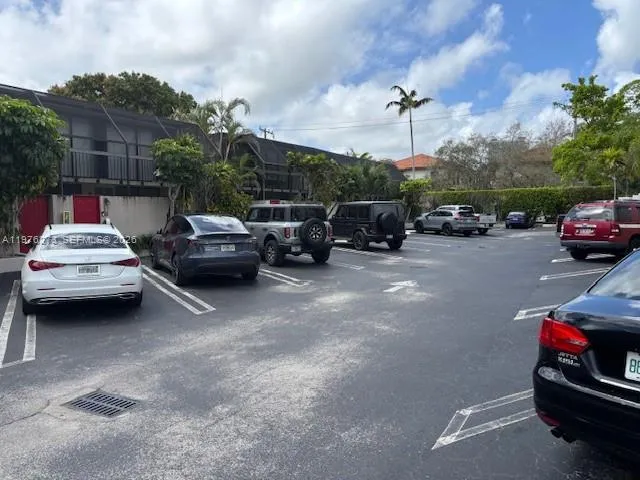 3190 Bird Ave 15, Coconut Grove, Florida 33133, Coconut Grove, Florida 33133, 2 Bedrooms Bedrooms, ,1 BathroomBathrooms,Residential,For Sale,3190 Bird Ave 15, Coconut Grove, Florida 33133,A11976273