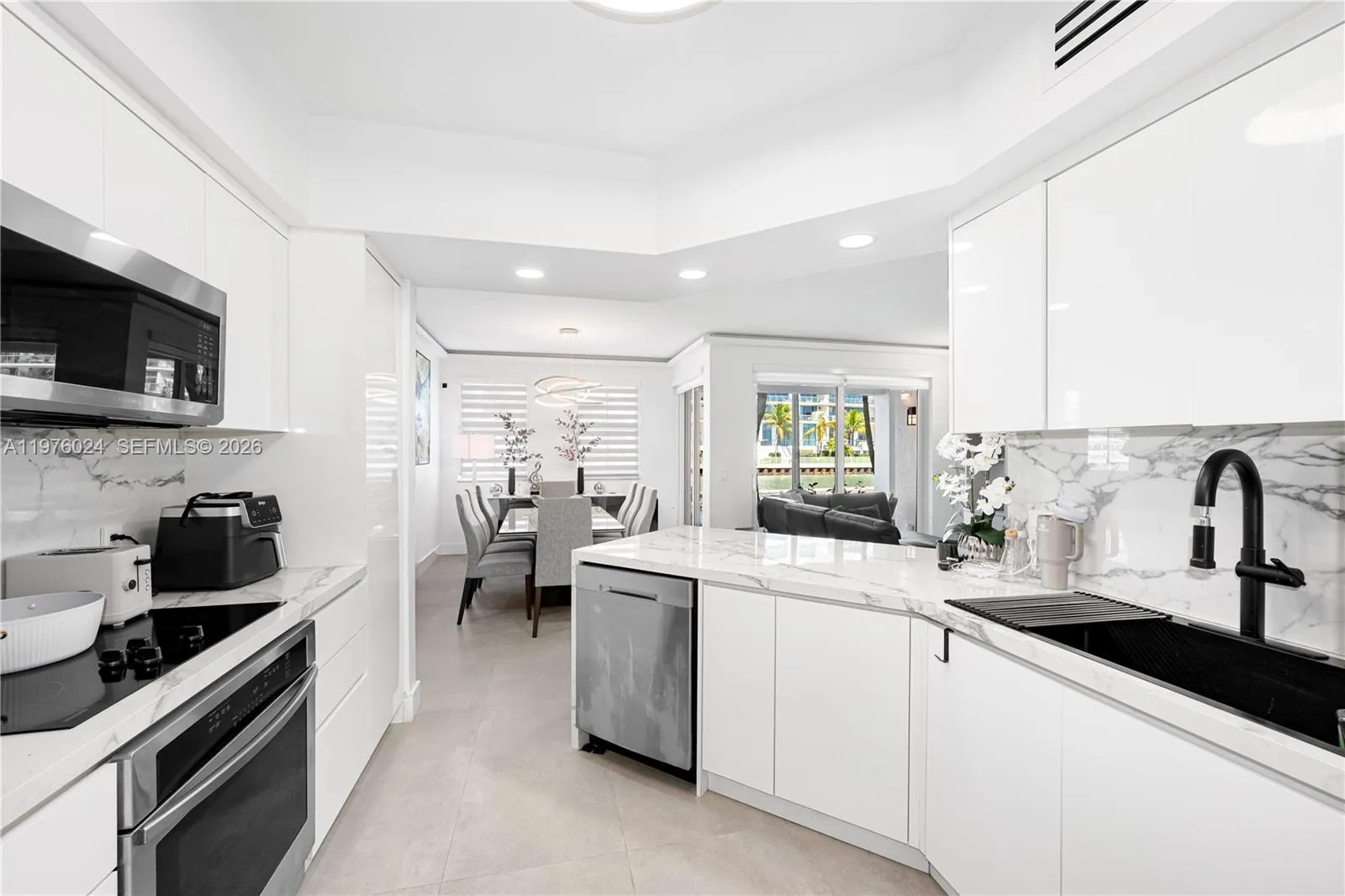 3255 Ne 184th St 12101, Aventura, Florida 33160, Aventura, Florida 33160, 3 Bedrooms Bedrooms, ,2 BathroomsBathrooms,Residential Lease,For Rent,3255 Ne 184th St 12101, Aventura, Florida 33160,A11976024
