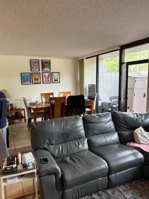 3190 Bird Ave 15, Coconut Grove, Florida 33133, Coconut Grove, Florida 33133, 2 Bedrooms Bedrooms, ,1 BathroomBathrooms,Residential Lease,For Rent,3190 Bird Ave 15, Coconut Grove, Florida 33133,A11976277