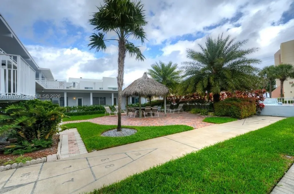 4228 N Ocean Dr 17, Lauderdale By The Sea, Florida, Lauderdale By The Sea, Florida 33308, 1 Bedroom Bedrooms, ,1 BathroomBathrooms,Residential,For Sale,4228 N Ocean Dr 17, Lauderdale By The Sea, Florida,A11976275