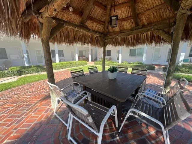 4228 N Ocean Dr 17, Lauderdale By The Sea, Florida, Lauderdale By The Sea, Florida 33308, 1 Bedroom Bedrooms, ,1 BathroomBathrooms,Residential,For Sale,4228 N Ocean Dr 17, Lauderdale By The Sea, Florida,A11976275