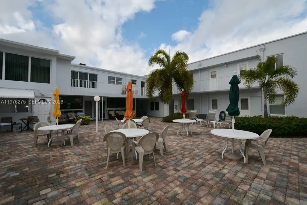 4228 N Ocean Dr 17, Lauderdale By The Sea, Florida, Lauderdale By The Sea, Florida 33308, 1 Bedroom Bedrooms, ,1 BathroomBathrooms,Residential,For Sale,4228 N Ocean Dr 17, Lauderdale By The Sea, Florida,A11976275