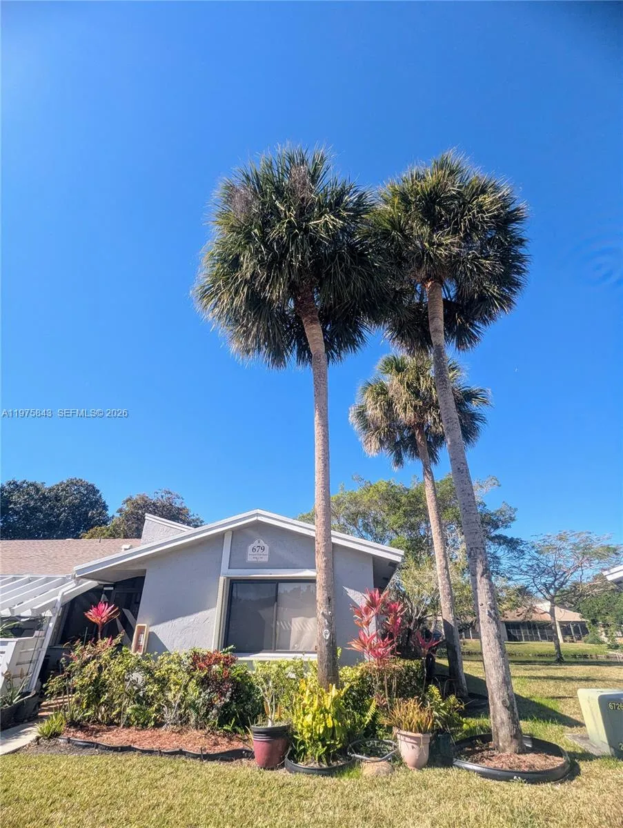 679 Racquet Club Rd 4, Weston, Florida 33326, Weston, Florida 33326, 3 Bedrooms Bedrooms, ,2 BathroomsBathrooms,Residential Lease,For Rent,679 Racquet Club Rd 4, Weston, Florida 33326,A11975843