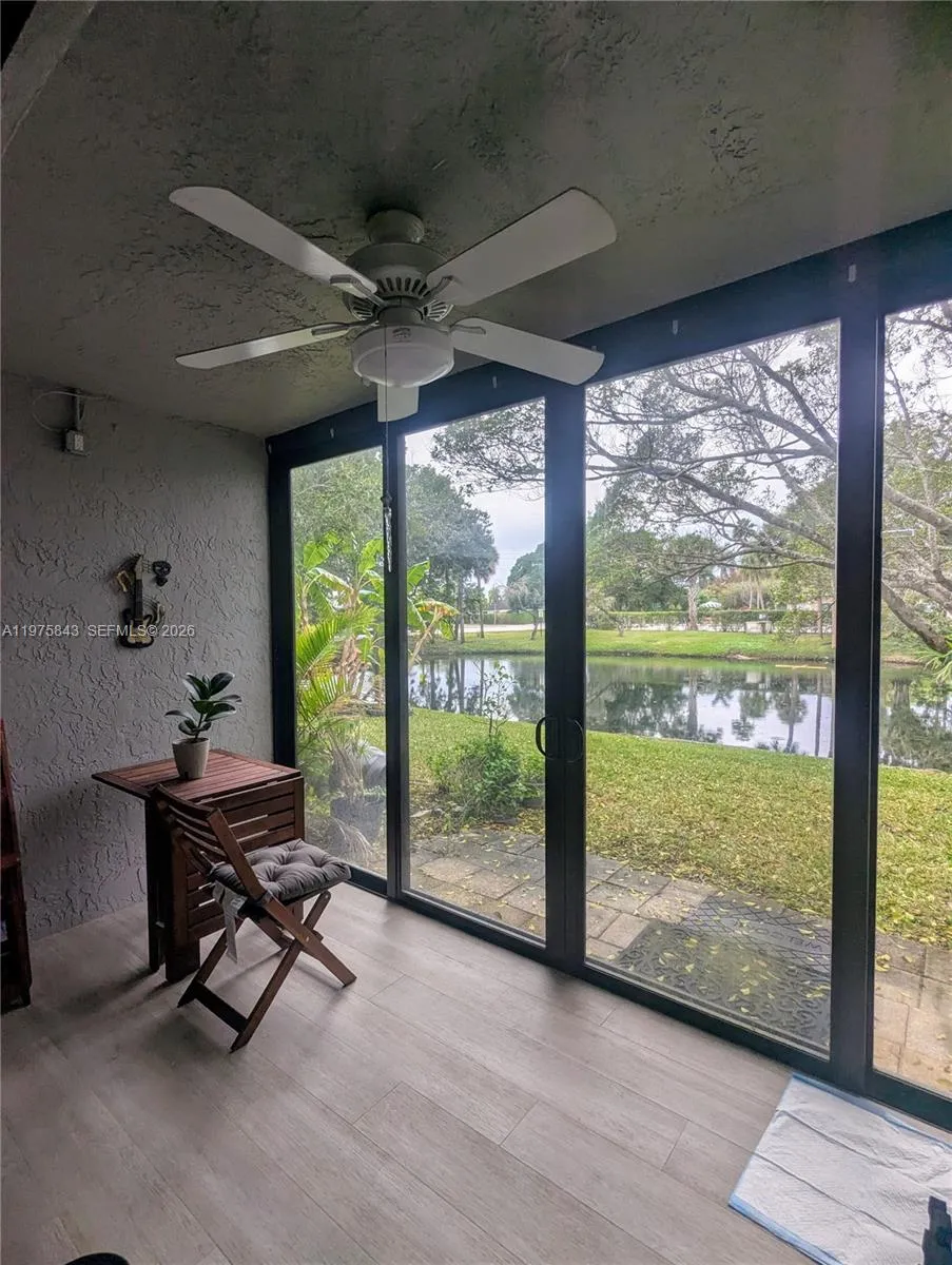 679 Racquet Club Rd 4, Weston, Florida 33326, Weston, Florida 33326, 3 Bedrooms Bedrooms, ,2 BathroomsBathrooms,Residential Lease,For Rent,679 Racquet Club Rd 4, Weston, Florida 33326,A11975843