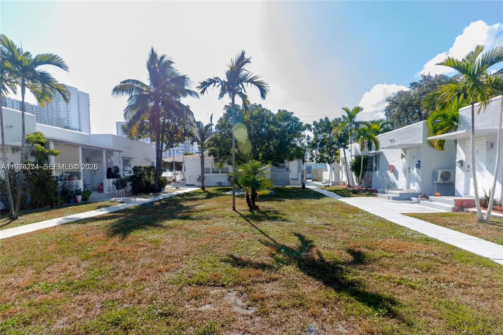 1840 Fillmore St 8, Hollywood, Florida 33020, Hollywood, Florida 33020, 1 Bedroom Bedrooms, ,1 BathroomBathrooms,Residential Lease,For Rent,1840 Fillmore St 8, Hollywood, Florida 33020,A11976274