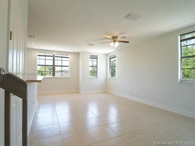 7738 Nw 5th St 7744, Plantation, Florida 33324, Plantation, Florida 33324, 4 Bedrooms Bedrooms, ,3 BathroomsBathrooms,Residential Lease,For Rent,7738 Nw 5th St 7744, Plantation, Florida 33324,A11976287
