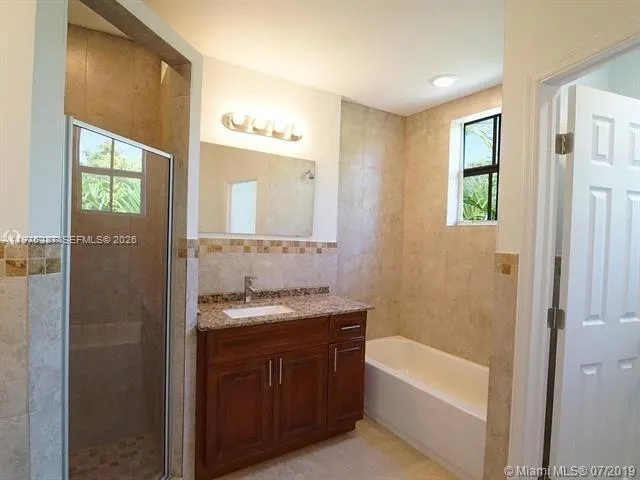 7738 Nw 5th St 7744, Plantation, Florida 33324, Plantation, Florida 33324, 4 Bedrooms Bedrooms, ,3 BathroomsBathrooms,Residential Lease,For Rent,7738 Nw 5th St 7744, Plantation, Florida 33324,A11976287