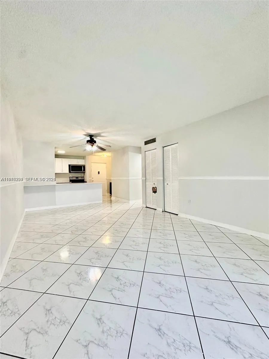 424 Sw 7th St 102, Miami, Florida 33130, Miami, Florida 33130, 2 Bedrooms Bedrooms, ,1 BathroomBathrooms,Residential Lease,For Rent,424 Sw 7th St 102, Miami, Florida 33130,A11976299