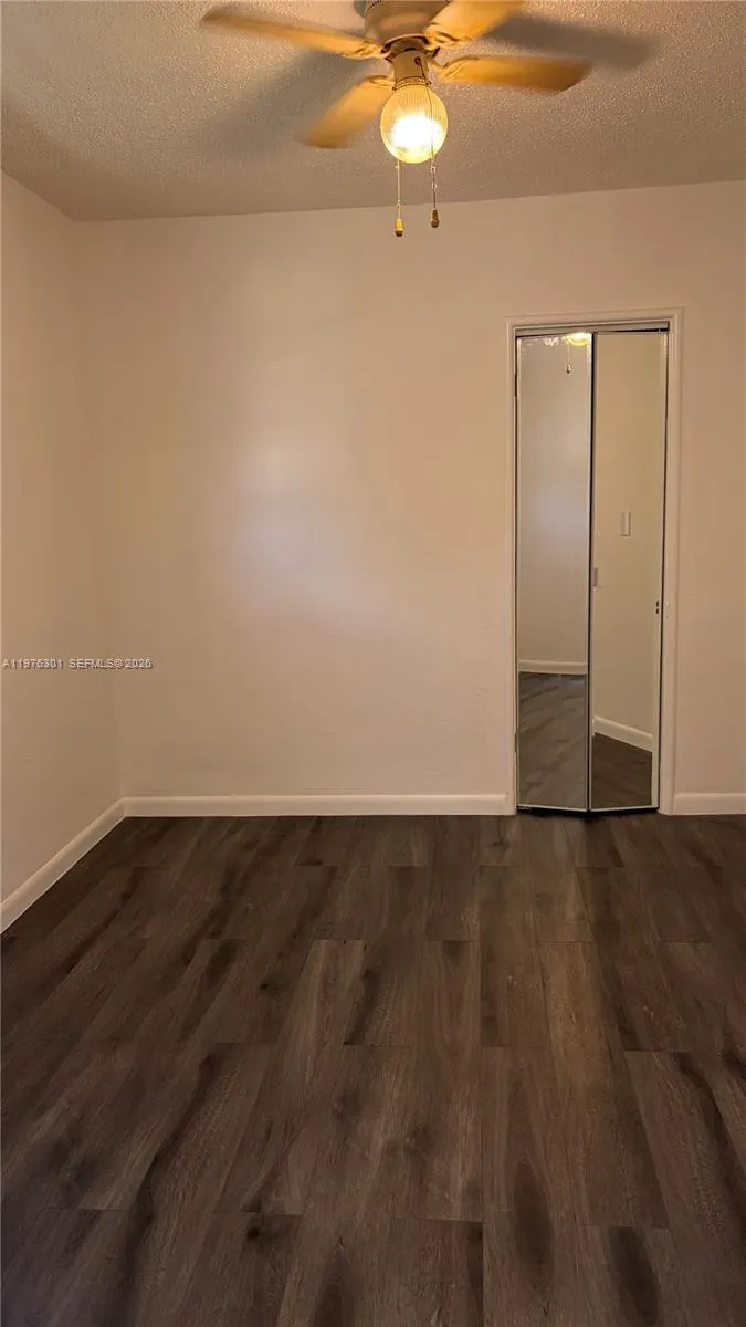 1913 Harding St 3, Hollywood, Florida 33020, Hollywood, Florida 33020, 1 Bedroom Bedrooms, ,1 BathroomBathrooms,Residential Lease,For Rent,1913 Harding St 3, Hollywood, Florida 33020,A11976301