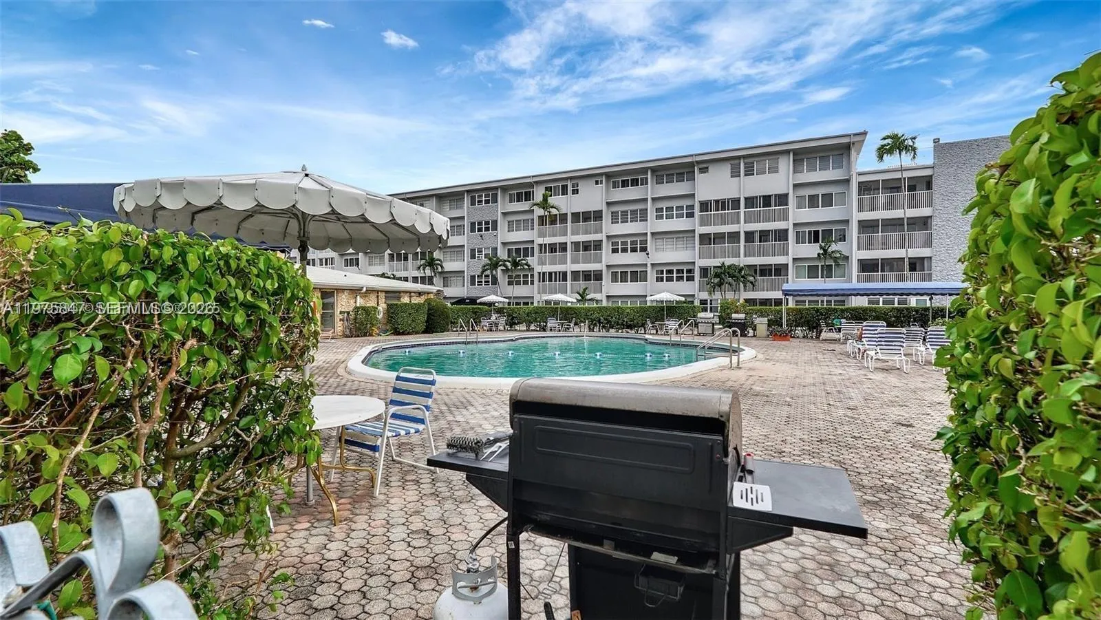 329 Se 3rd St 305s, Hallandale Beach, Florida 3300, Hallandale Beach, Florida 33009, 2 Bedrooms Bedrooms, ,2 BathroomsBathrooms,Residential Lease,For Rent,329 Se 3rd St 305s, Hallandale Beach, Florida 3300,A11975847