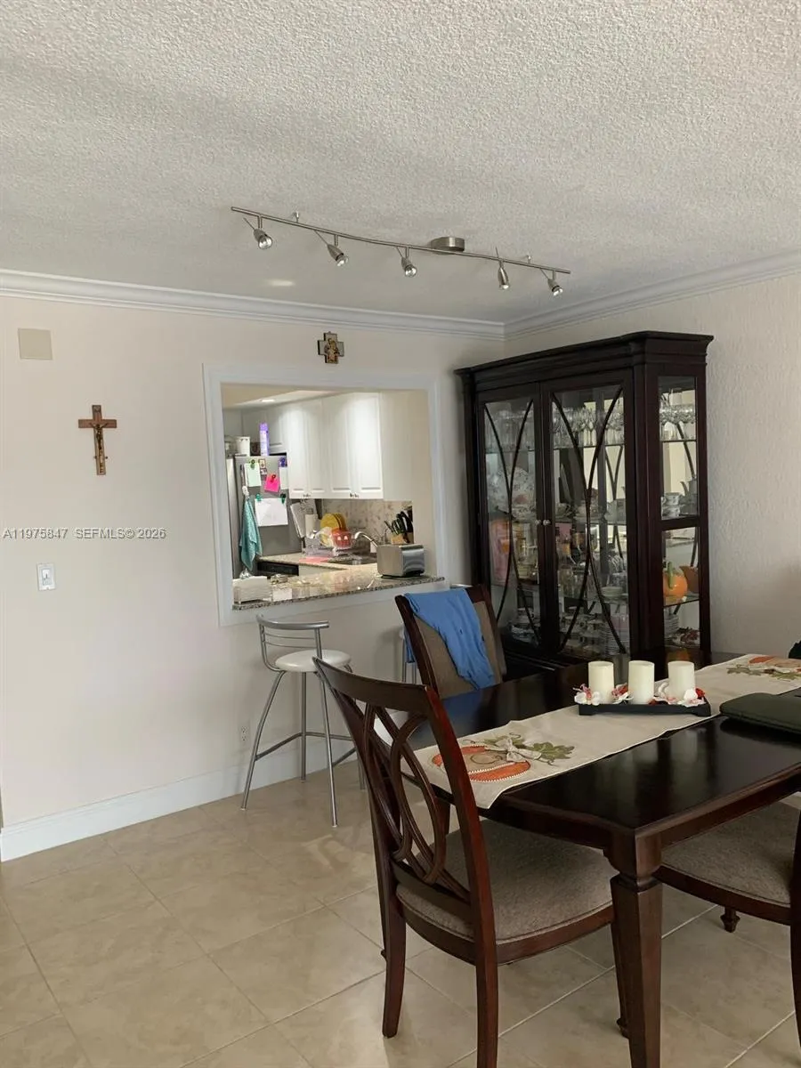 329 Se 3rd St 305s, Hallandale Beach, Florida 3300, Hallandale Beach, Florida 33009, 2 Bedrooms Bedrooms, ,2 BathroomsBathrooms,Residential Lease,For Rent,329 Se 3rd St 305s, Hallandale Beach, Florida 3300,A11975847
