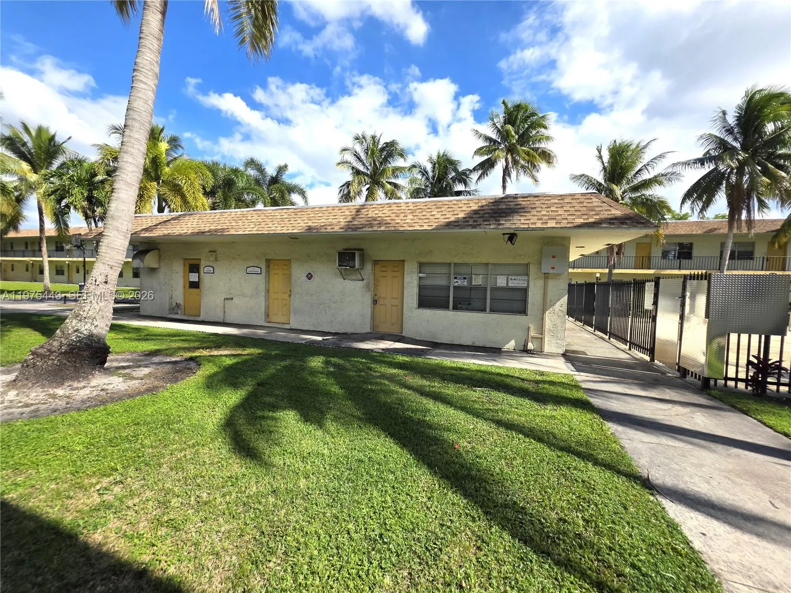 4160 Nw 21st St 124d, Lauderhill, Florida 33313, Lauderhill, Florida 33313, 2 Bedrooms Bedrooms, ,1 BathroomBathrooms,Residential,For Sale,4160 Nw 21st St 124d, Lauderhill, Florida 33313,A11975443