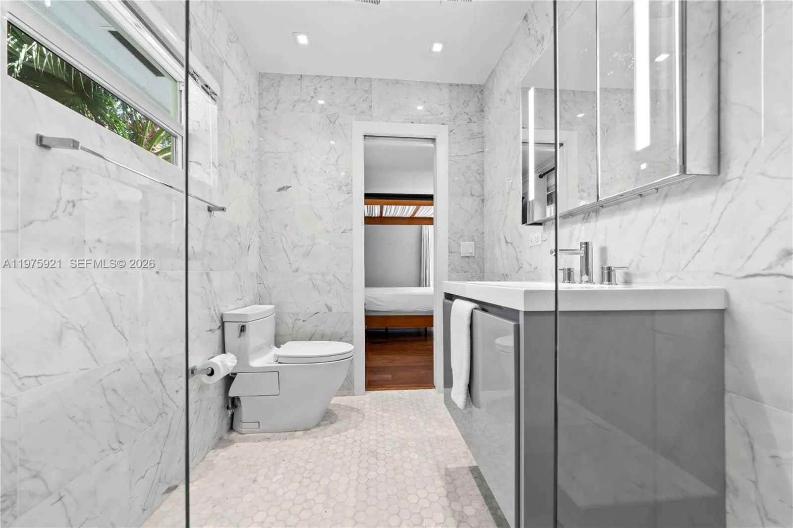 3821 Braganza Ave 3821, Miami, Florida 33133, Miami, Florida 33133, 2 Bedrooms Bedrooms, ,2 BathroomsBathrooms,Residential Lease,For Rent,3821 Braganza Ave 3821, Miami, Florida 33133,A11975921