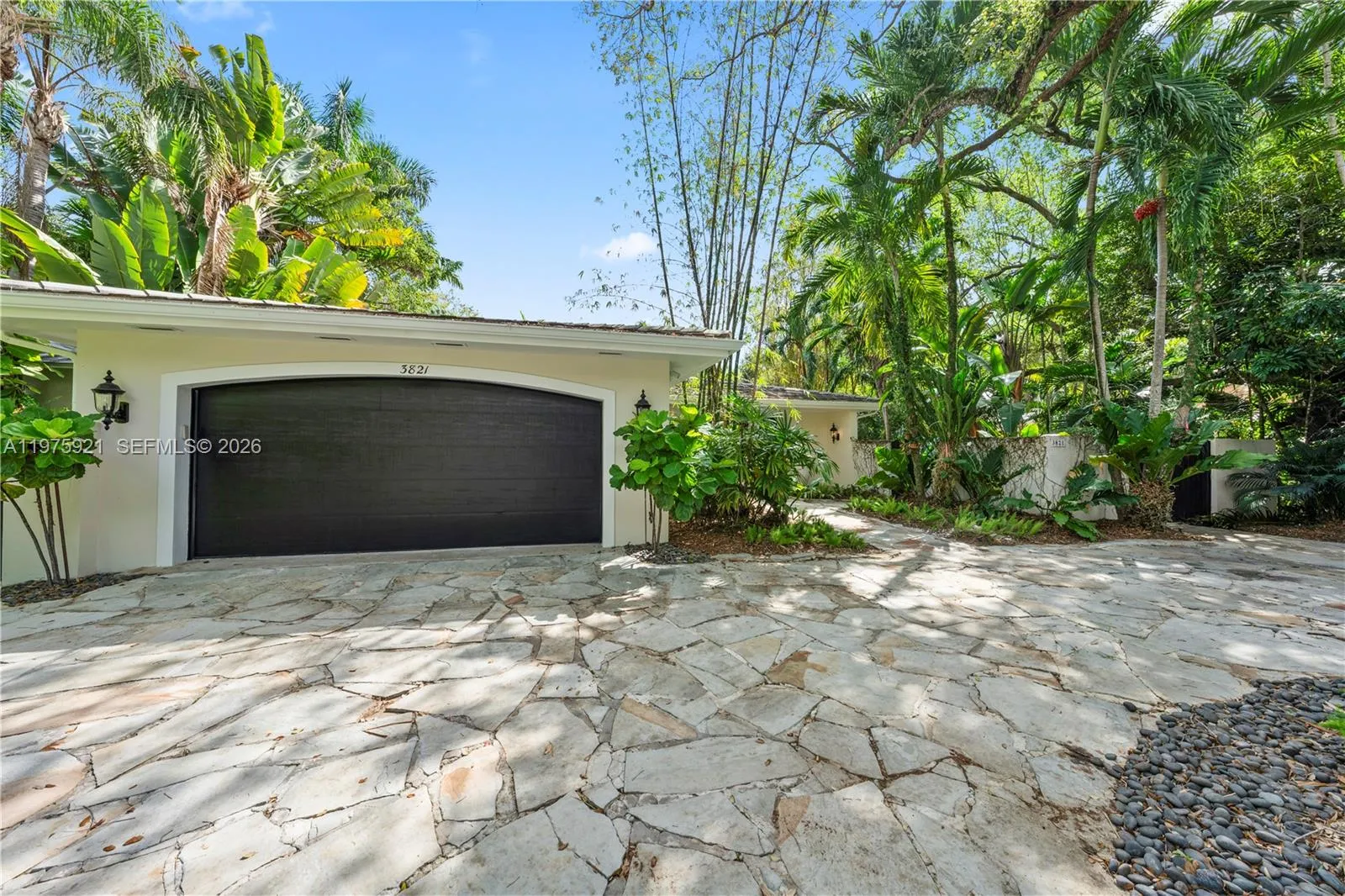 3821 Braganza Ave 3821, Miami, Florida 33133, Miami, Florida 33133, 2 Bedrooms Bedrooms, ,2 BathroomsBathrooms,Residential Lease,For Rent,3821 Braganza Ave 3821, Miami, Florida 33133,A11975921