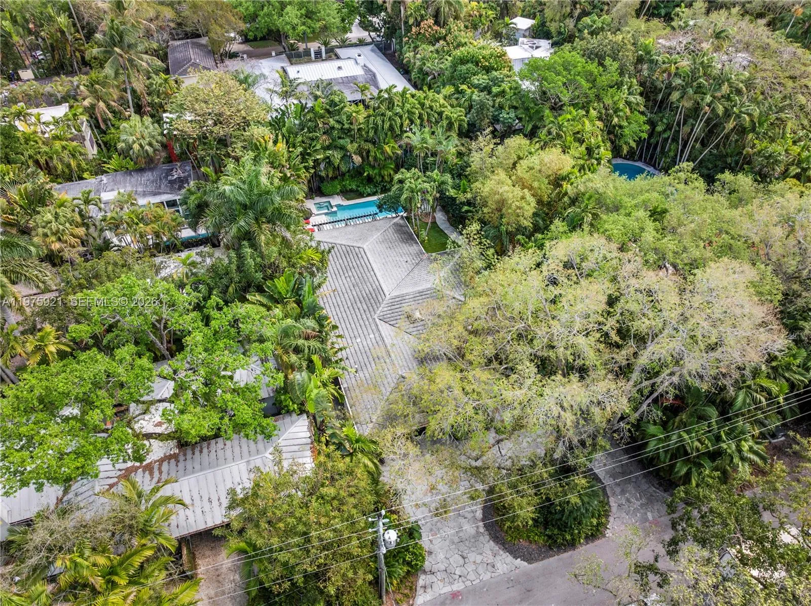 3821 Braganza Ave 3821, Miami, Florida 33133, Miami, Florida 33133, 2 Bedrooms Bedrooms, ,2 BathroomsBathrooms,Residential Lease,For Rent,3821 Braganza Ave 3821, Miami, Florida 33133,A11975921