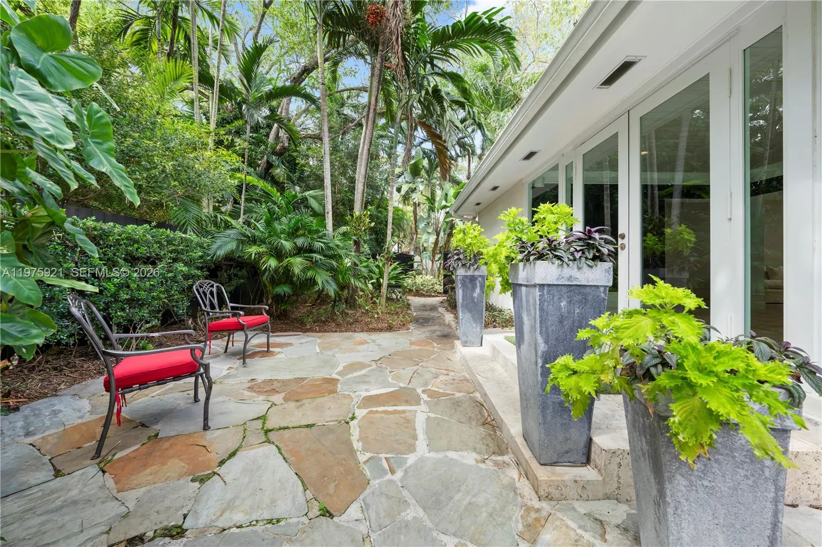 3821 Braganza Ave 3821, Miami, Florida 33133, Miami, Florida 33133, 2 Bedrooms Bedrooms, ,2 BathroomsBathrooms,Residential Lease,For Rent,3821 Braganza Ave 3821, Miami, Florida 33133,A11975921