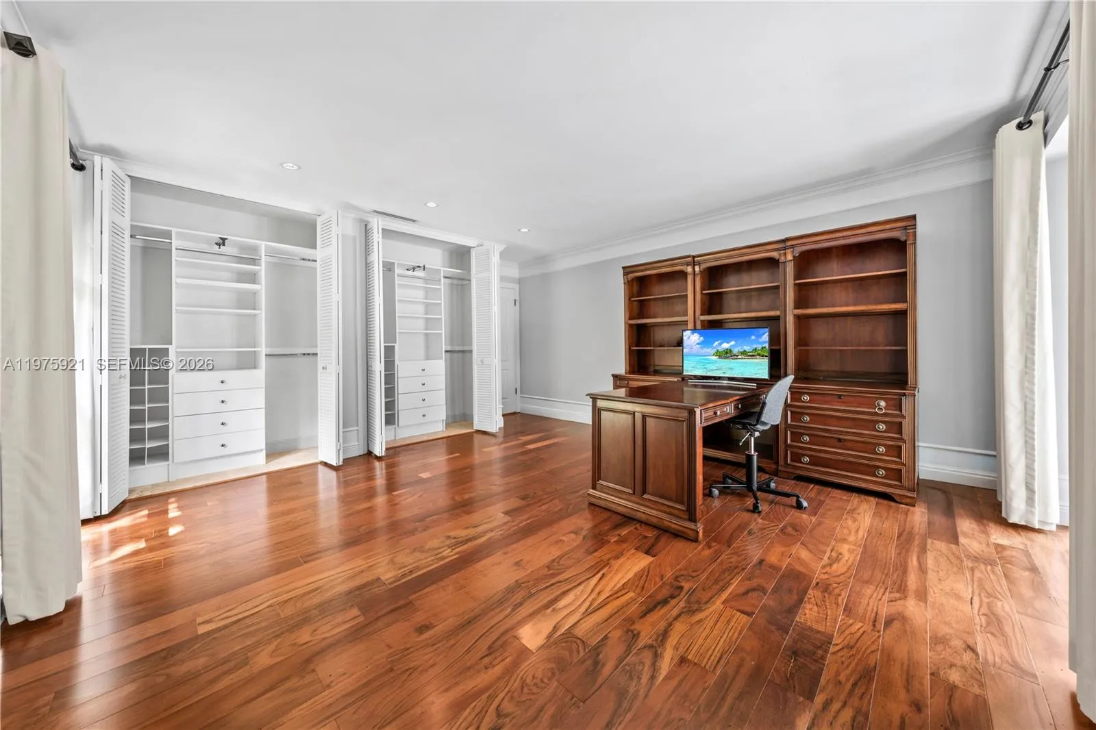 3821 Braganza Ave 3821, Miami, Florida 33133, Miami, Florida 33133, 2 Bedrooms Bedrooms, ,2 BathroomsBathrooms,Residential Lease,For Rent,3821 Braganza Ave 3821, Miami, Florida 33133,A11975921