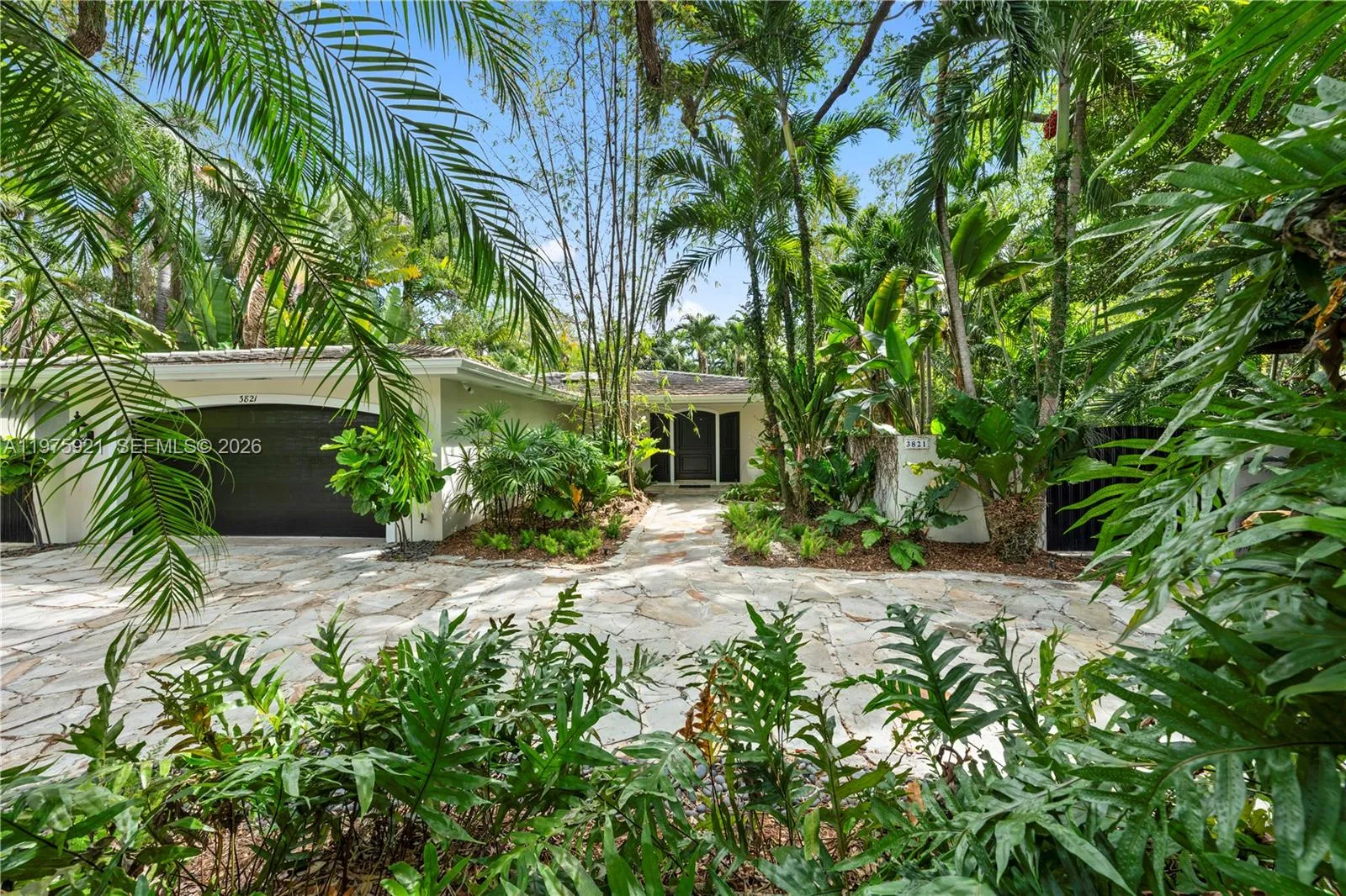 3821 Braganza Ave 3821, Miami, Florida 33133, Miami, Florida 33133, 2 Bedrooms Bedrooms, ,2 BathroomsBathrooms,Residential Lease,For Rent,3821 Braganza Ave 3821, Miami, Florida 33133,A11975921