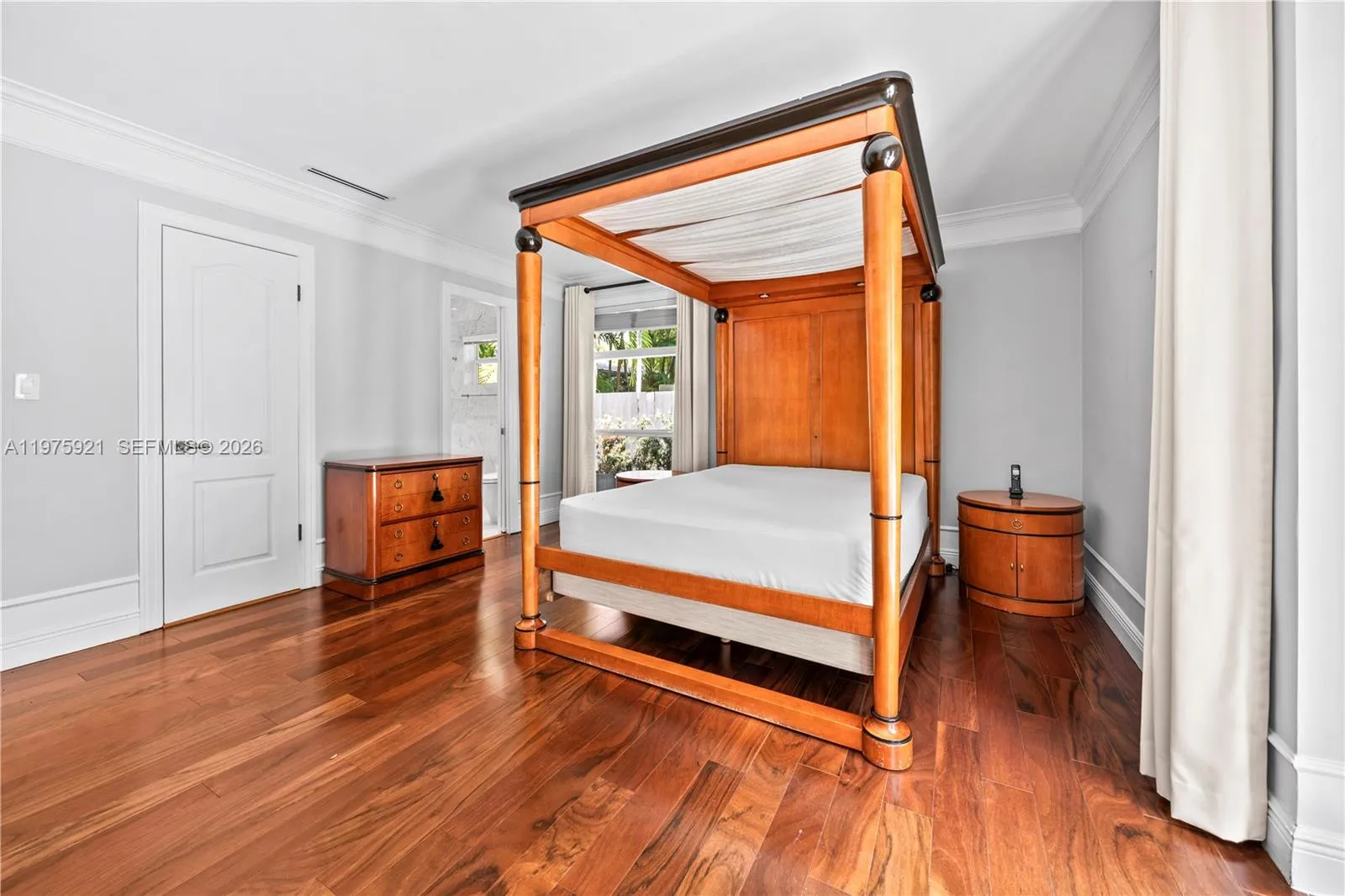 3821 Braganza Ave 3821, Miami, Florida 33133, Miami, Florida 33133, 2 Bedrooms Bedrooms, ,2 BathroomsBathrooms,Residential Lease,For Rent,3821 Braganza Ave 3821, Miami, Florida 33133,A11975921