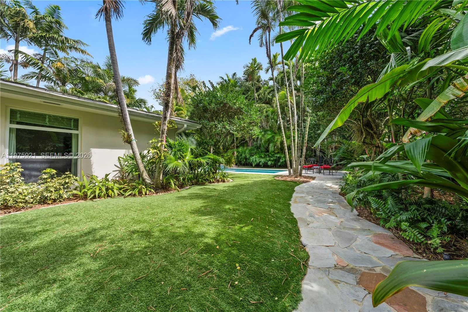 3821 Braganza Ave 3821, Miami, Florida 33133, Miami, Florida 33133, 2 Bedrooms Bedrooms, ,2 BathroomsBathrooms,Residential Lease,For Rent,3821 Braganza Ave 3821, Miami, Florida 33133,A11975921