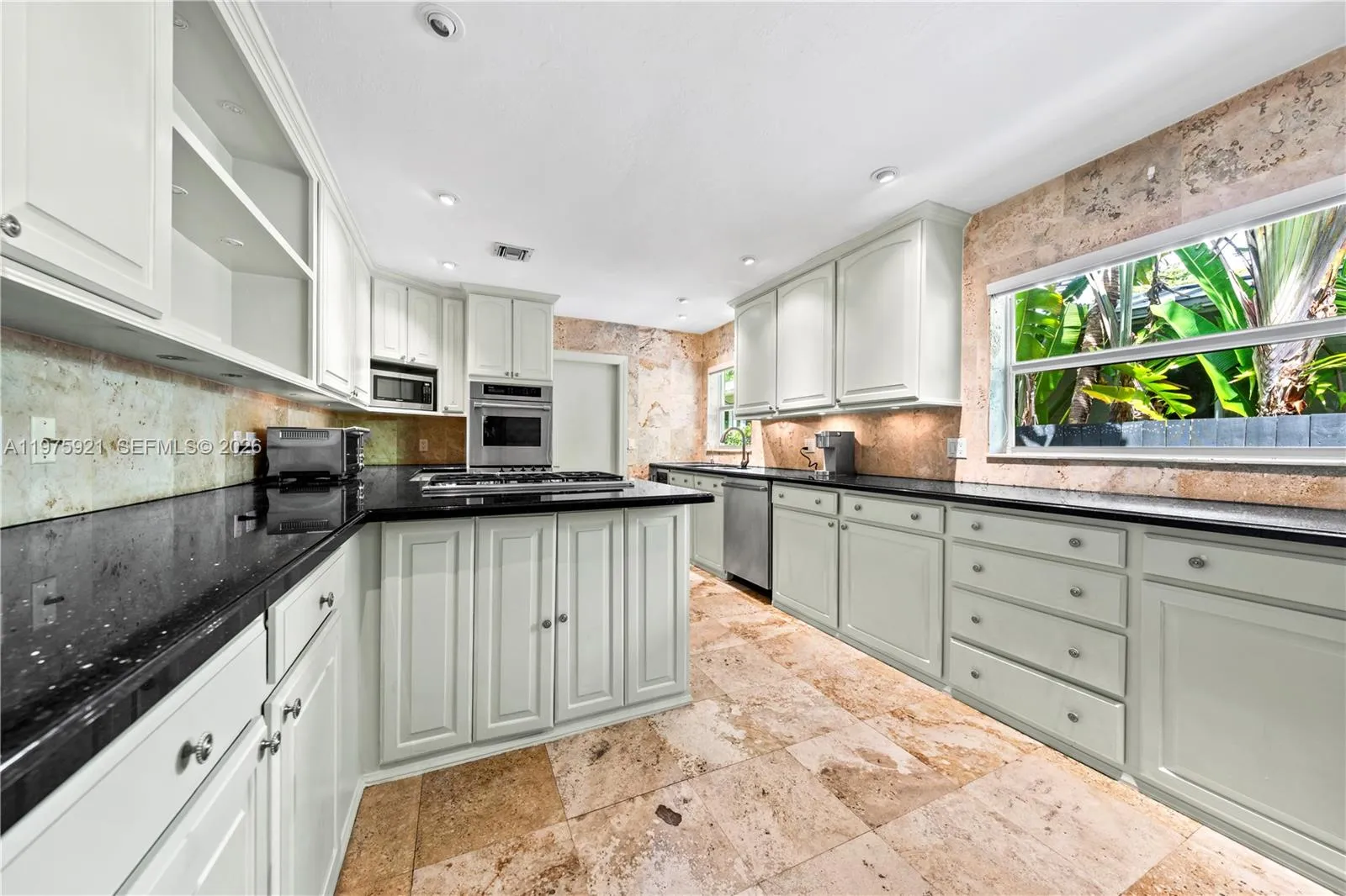 3821 Braganza Ave 3821, Miami, Florida 33133, Miami, Florida 33133, 2 Bedrooms Bedrooms, ,2 BathroomsBathrooms,Residential Lease,For Rent,3821 Braganza Ave 3821, Miami, Florida 33133,A11975921