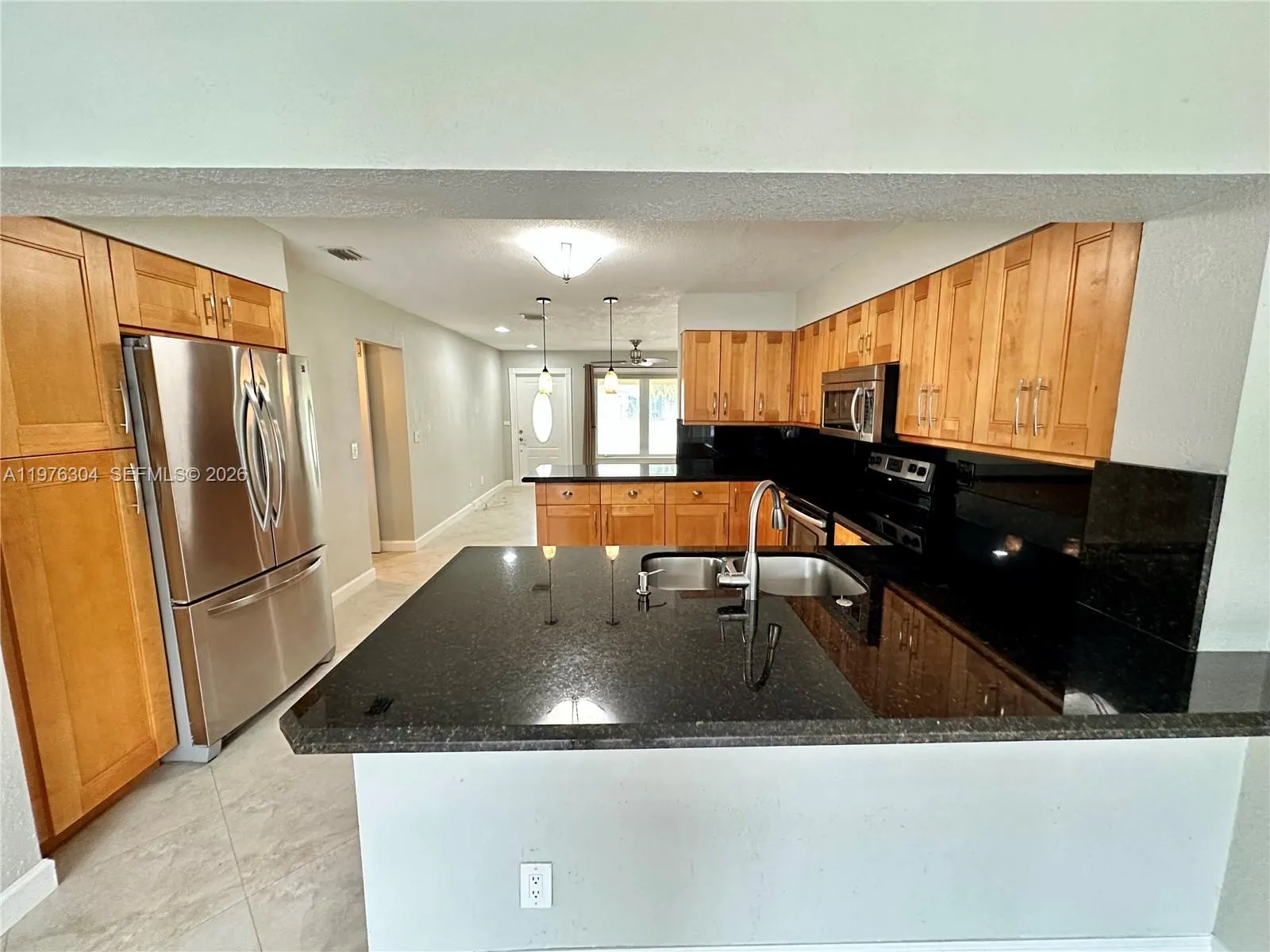 4701 Sw 34th Dr, Dania Beach, Florida 33312, Dania Beach, Florida 33312, 4 Bedrooms Bedrooms, ,2 BathroomsBathrooms,Residential Lease,For Rent,4701 Sw 34th Dr, Dania Beach, Florida 33312,A11976304