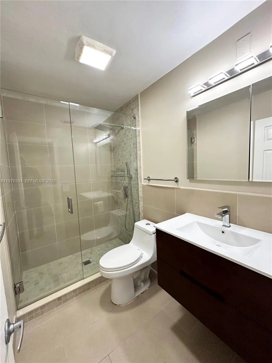 4701 Sw 34th Dr, Dania Beach, Florida 33312, Dania Beach, Florida 33312, 4 Bedrooms Bedrooms, ,2 BathroomsBathrooms,Residential Lease,For Rent,4701 Sw 34th Dr, Dania Beach, Florida 33312,A11976304